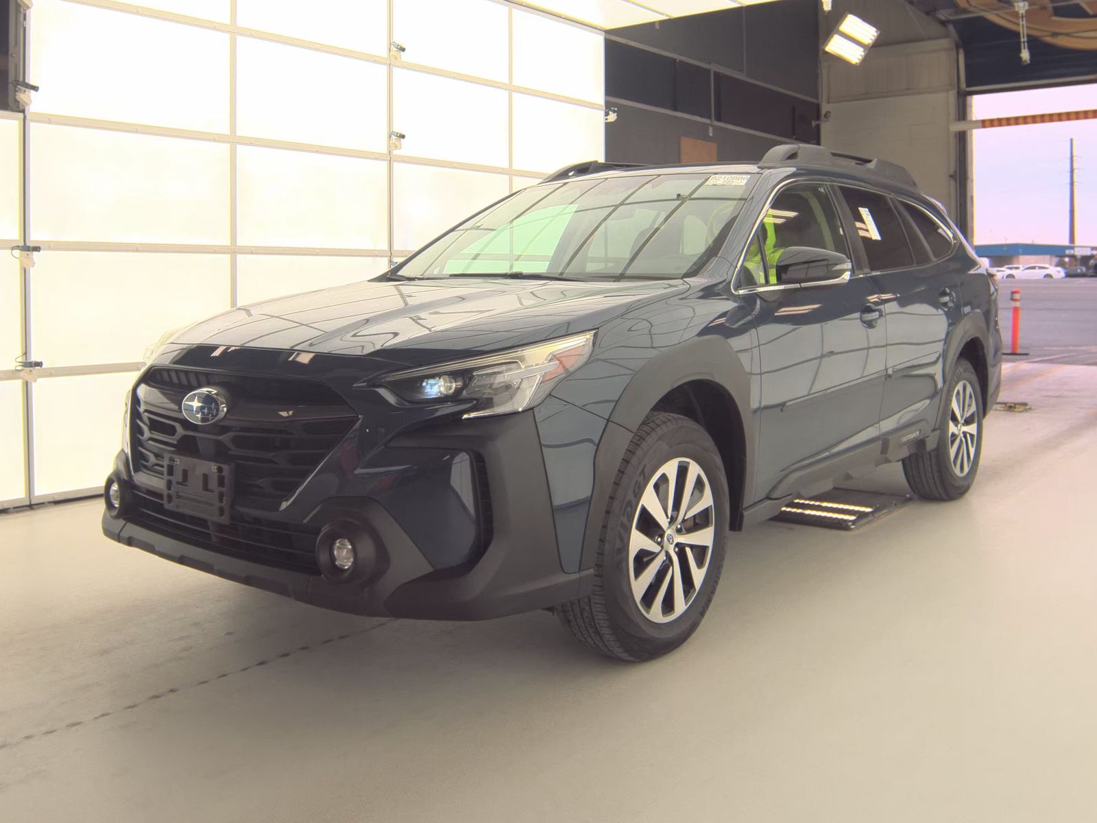 2023 Subaru Outback Premium AWD