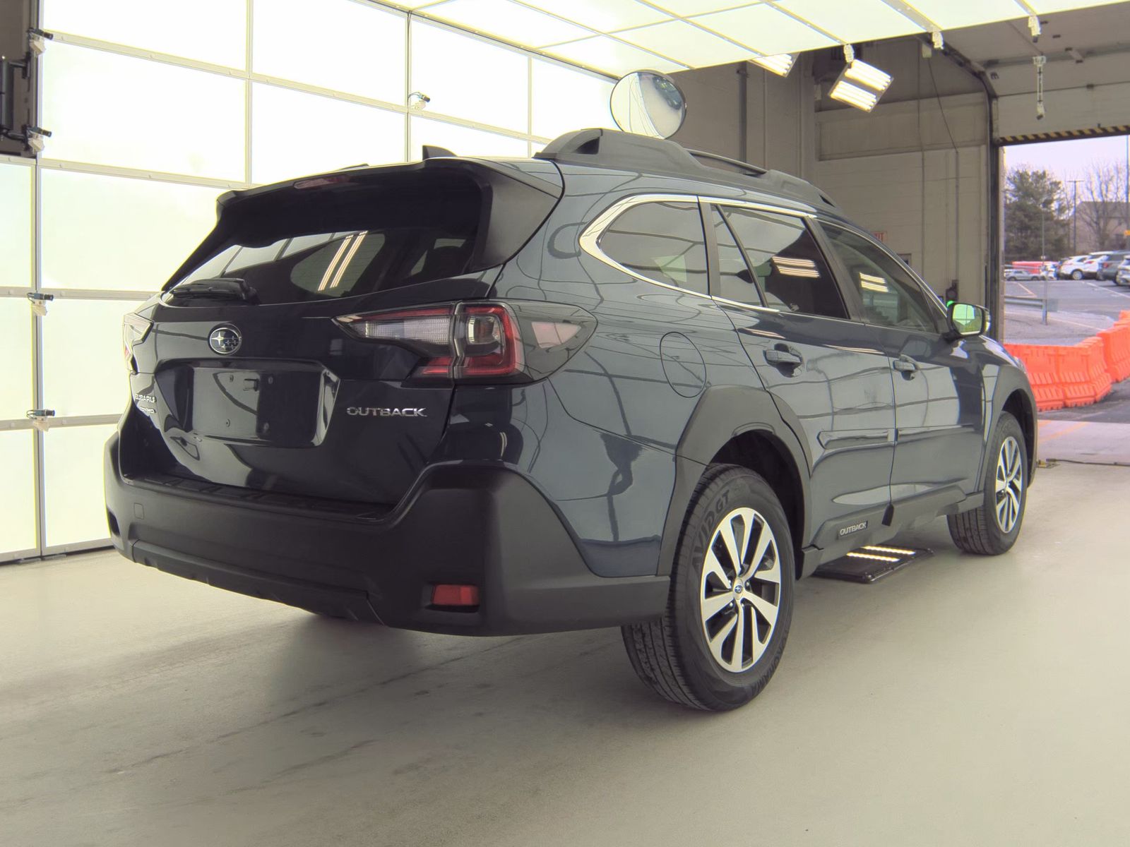 2023 Subaru Outback Premium AWD