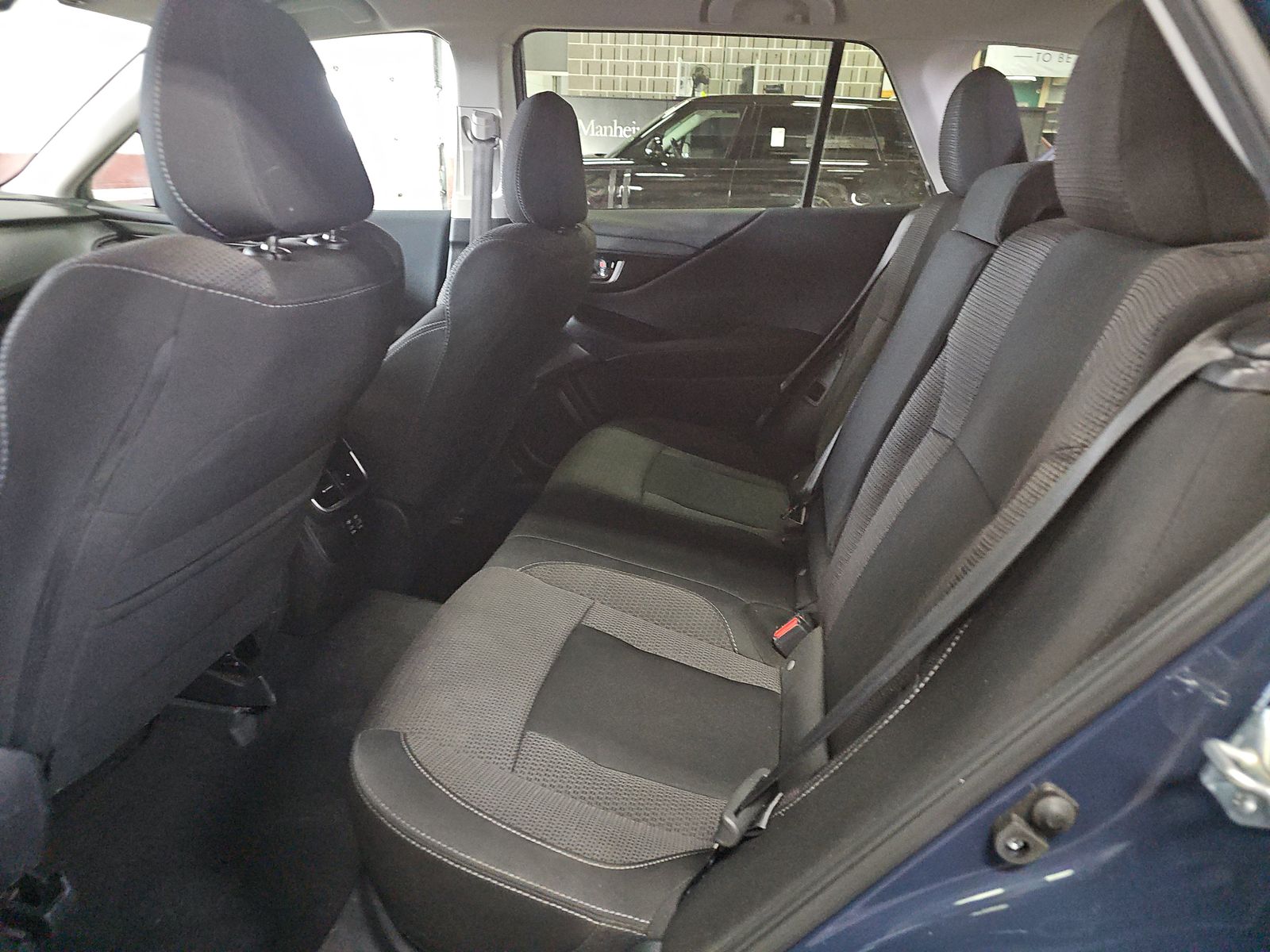 2023 Subaru Outback Premium AWD