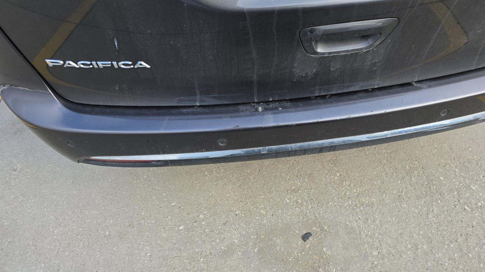 2023 Chrysler Pacifica Touring L FWD