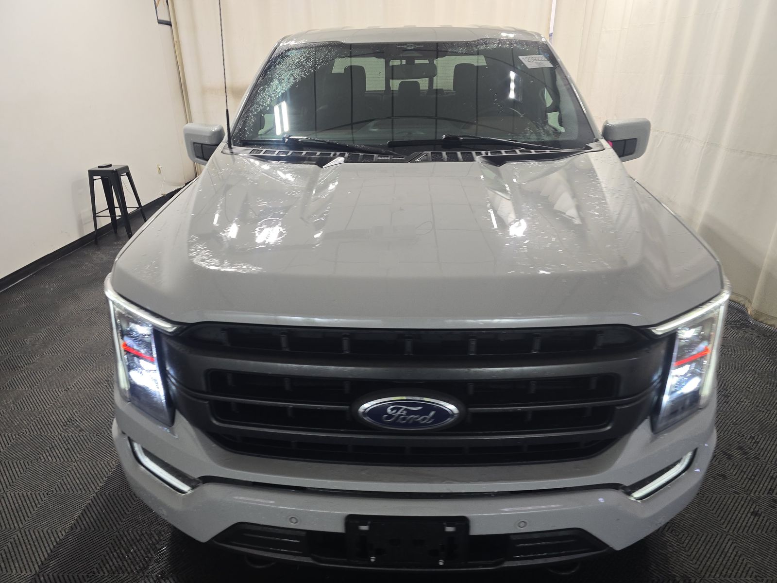 2023 Ford F-150 Lariat AWD