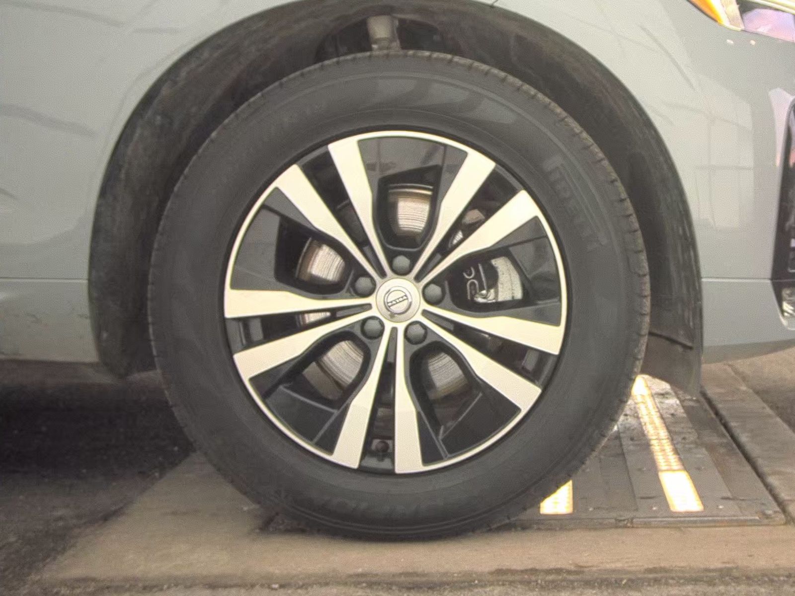 2024 Volvo XC60 B5 Core AWD