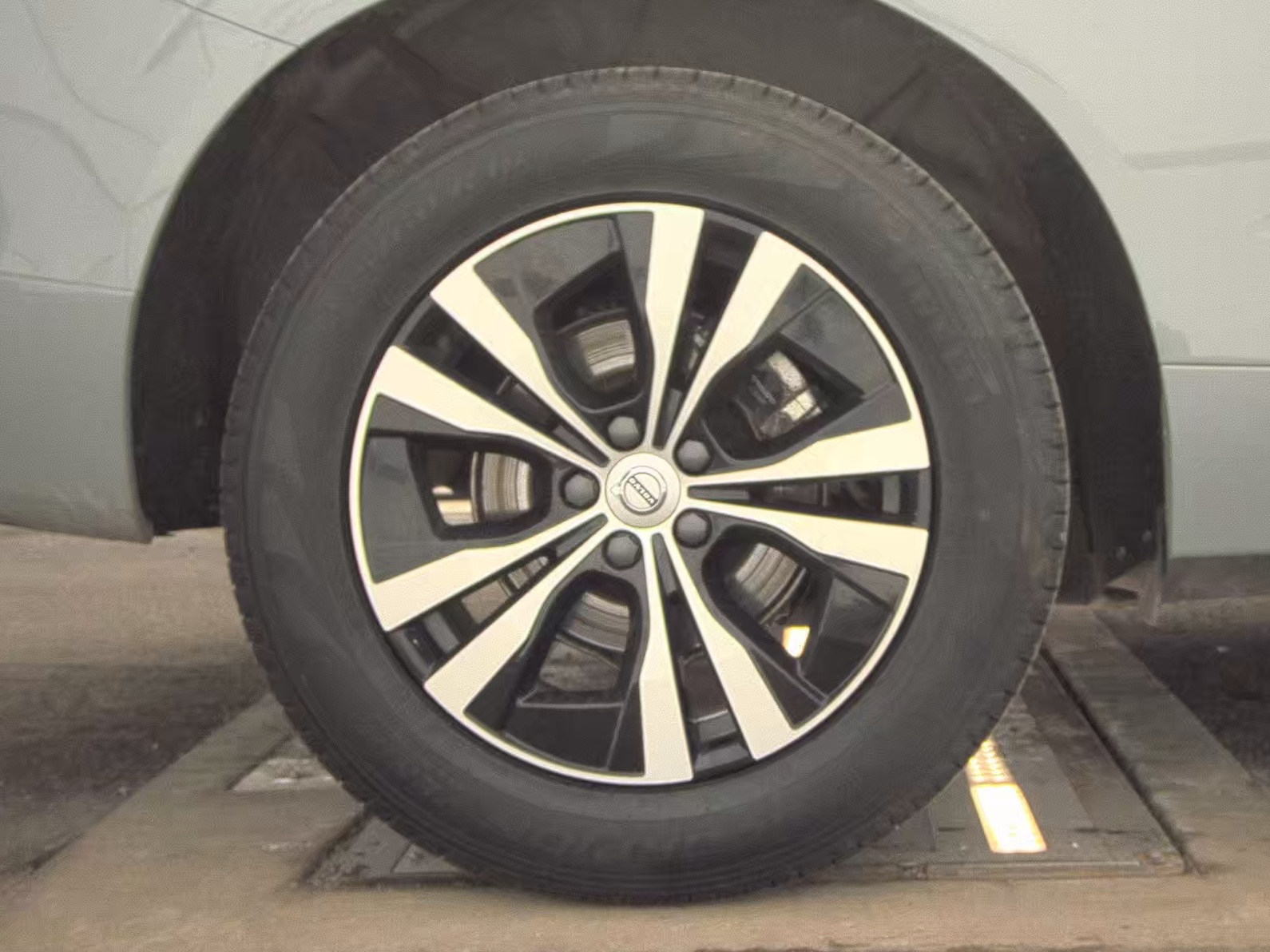 2024 Volvo XC60 B5 Core AWD