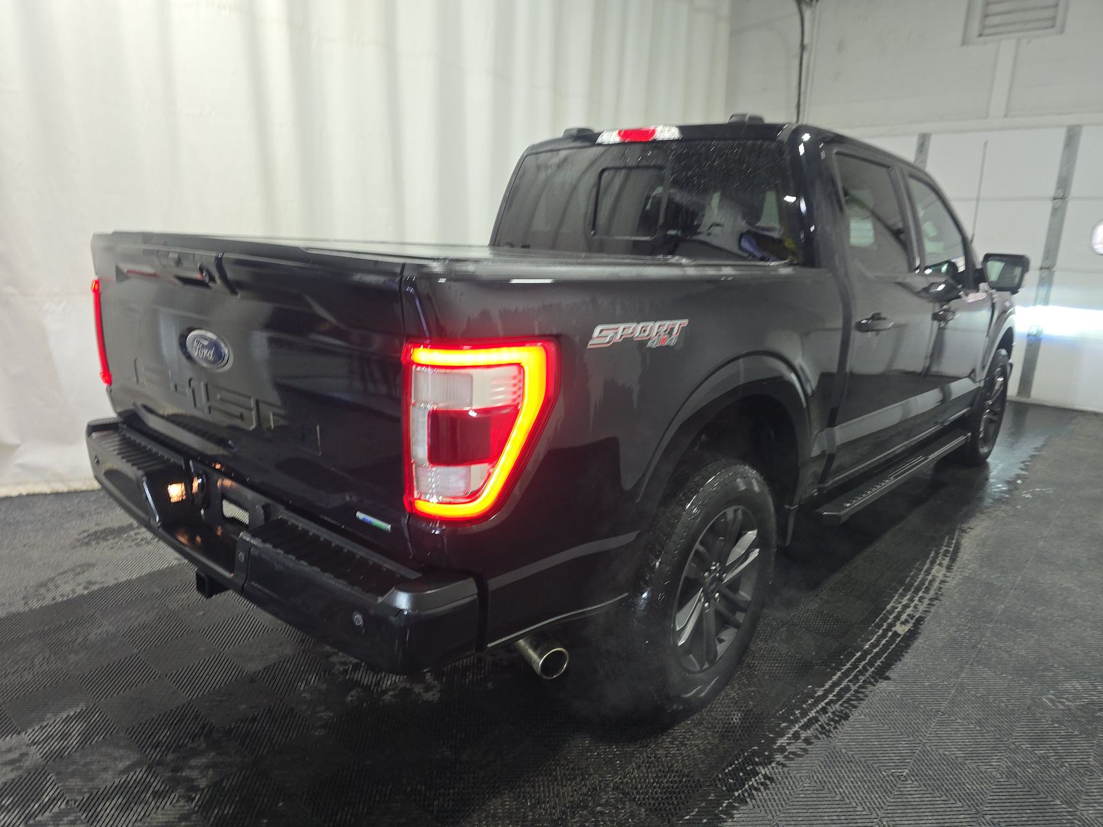 2023 Ford F-150 Lariat AWD
