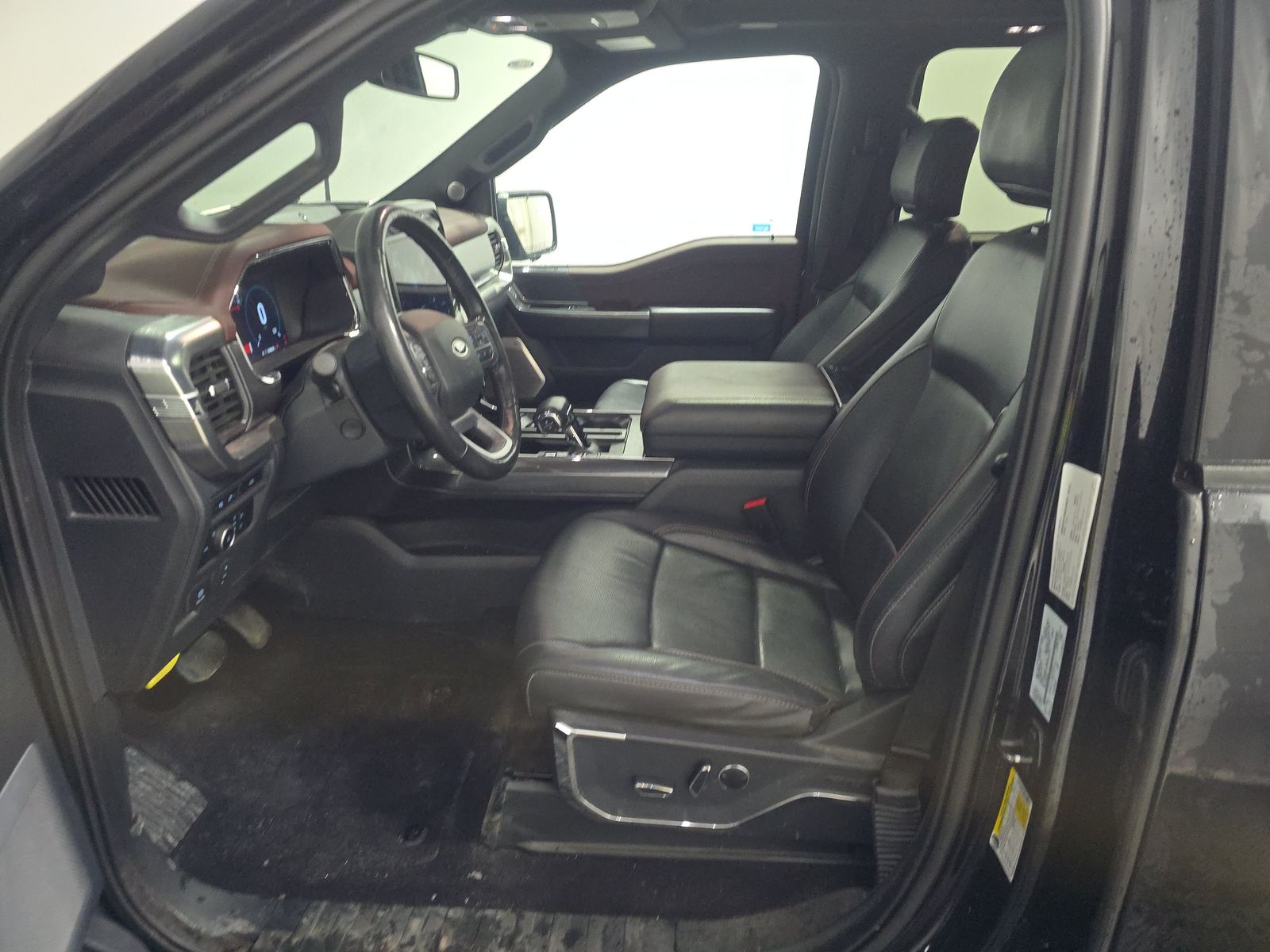 2023 Ford F-150 Lariat AWD