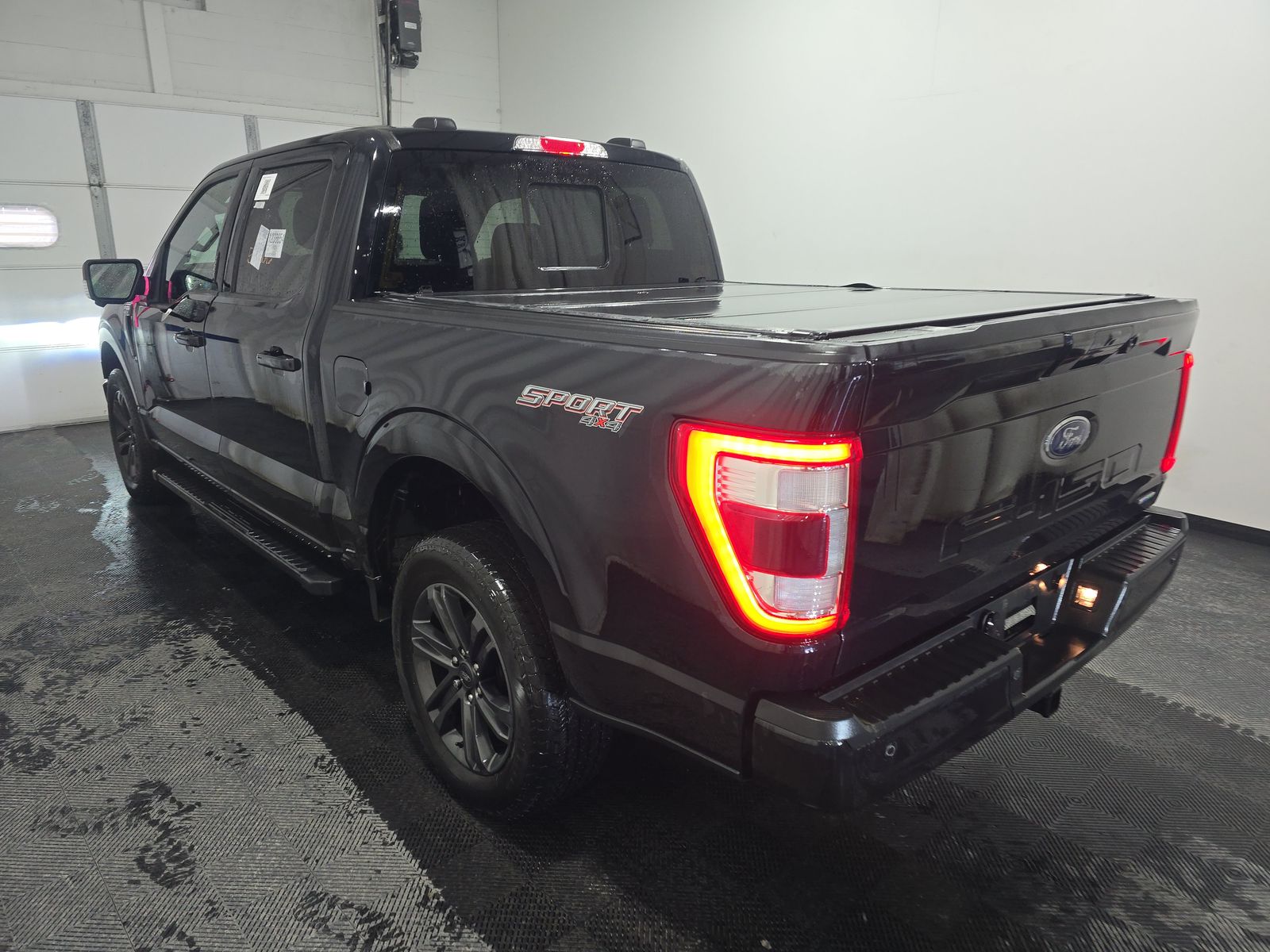 2023 Ford F-150 Lariat AWD