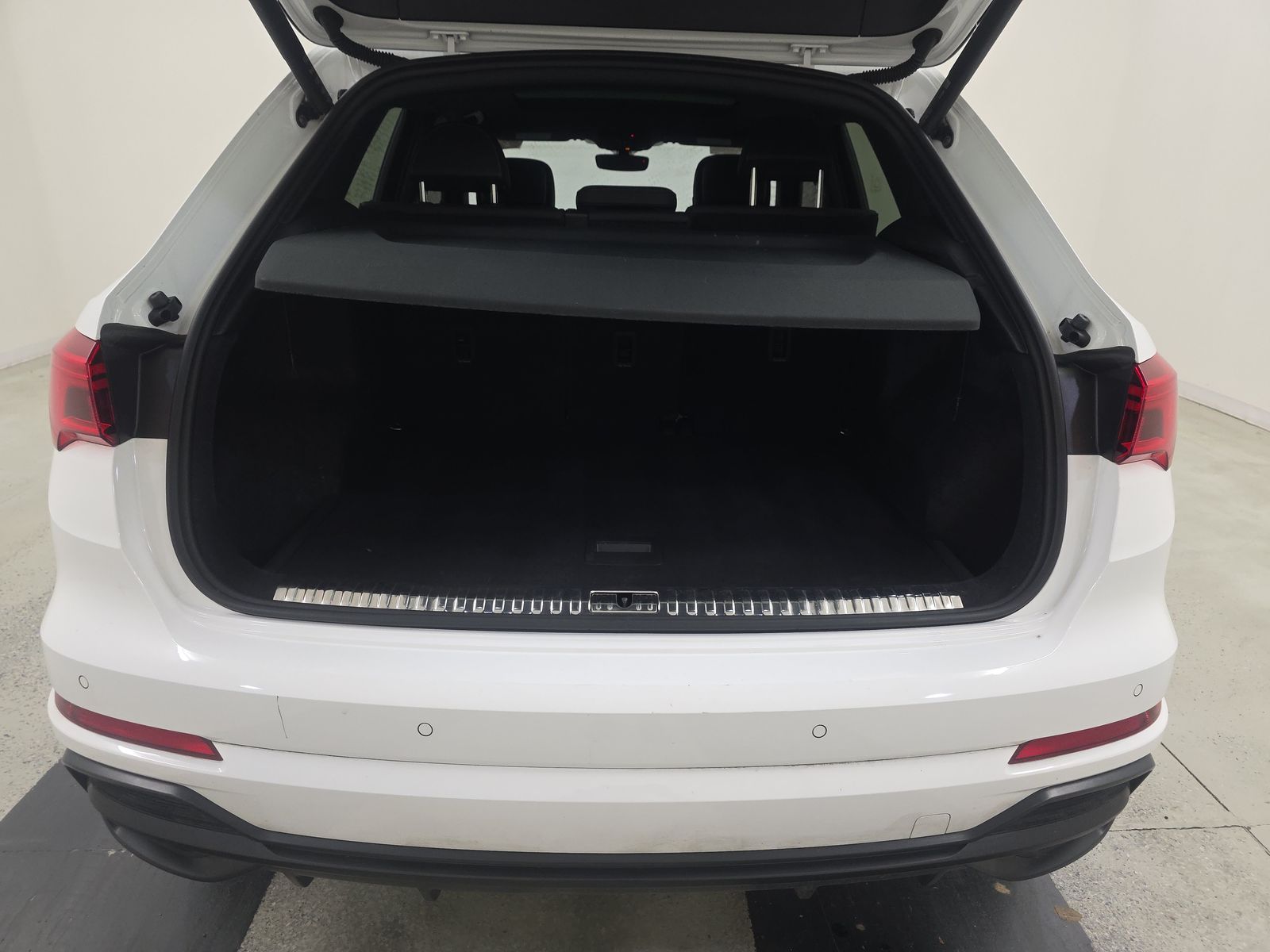 2022 Audi Q3 2.0T S line Premium Plus AWD