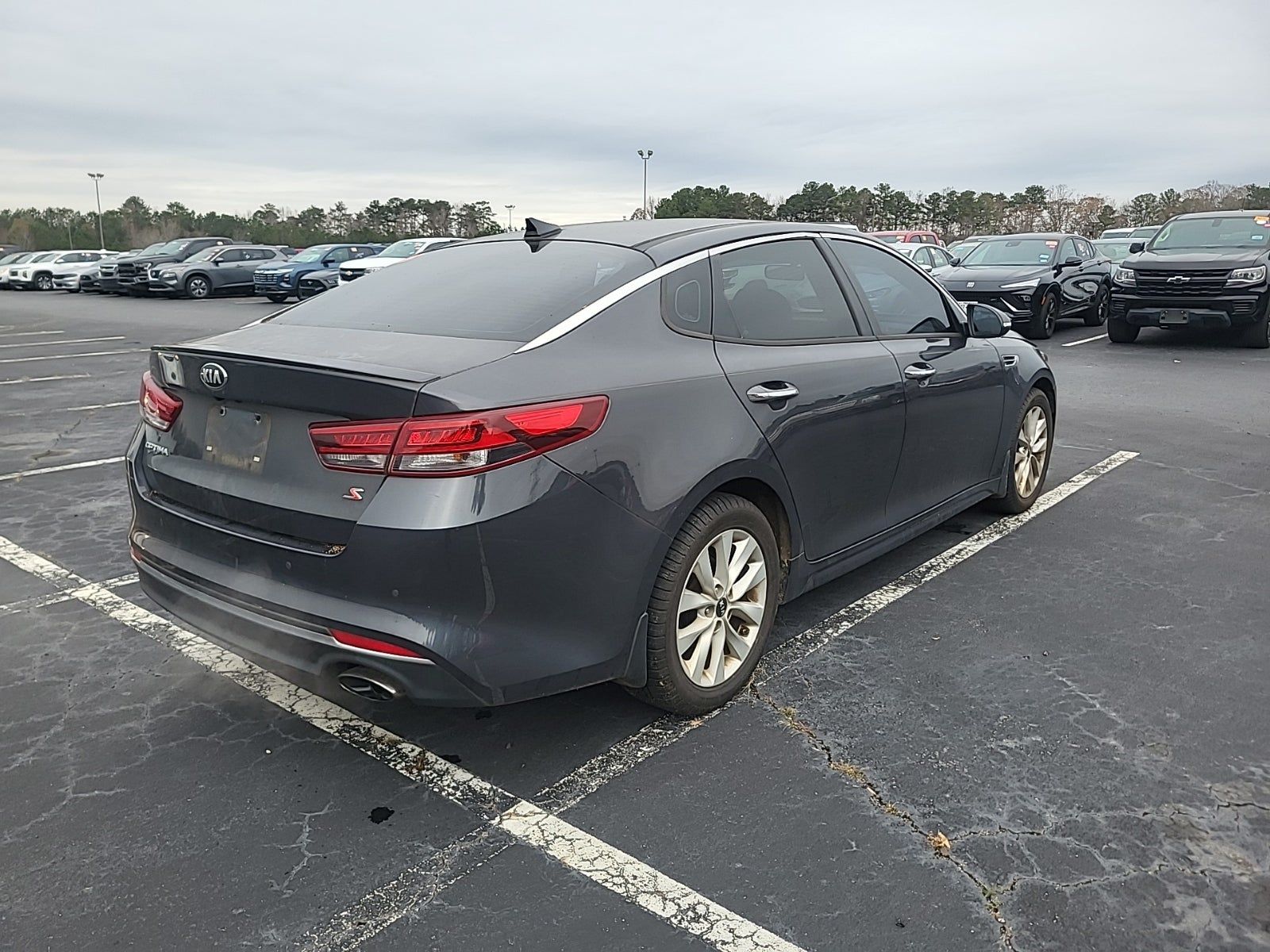 2018 Kia Optima S FWD