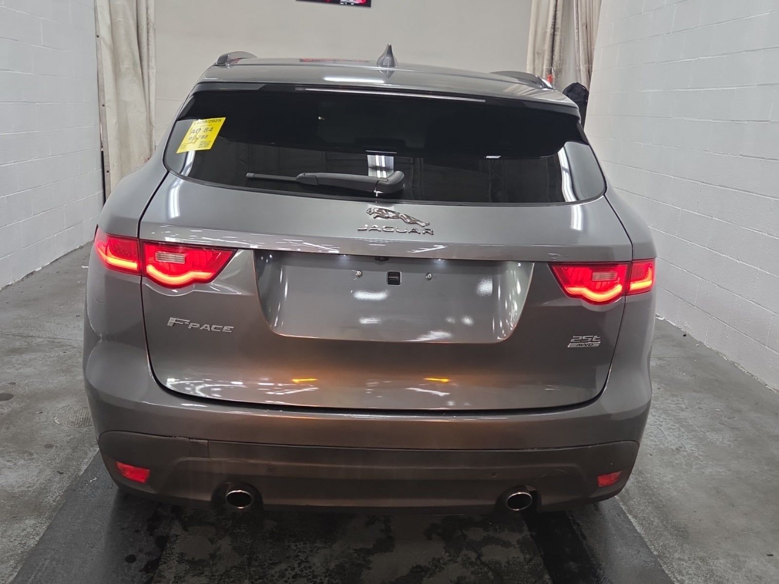 2018 Jaguar F-PACE 25t Prestige AWD