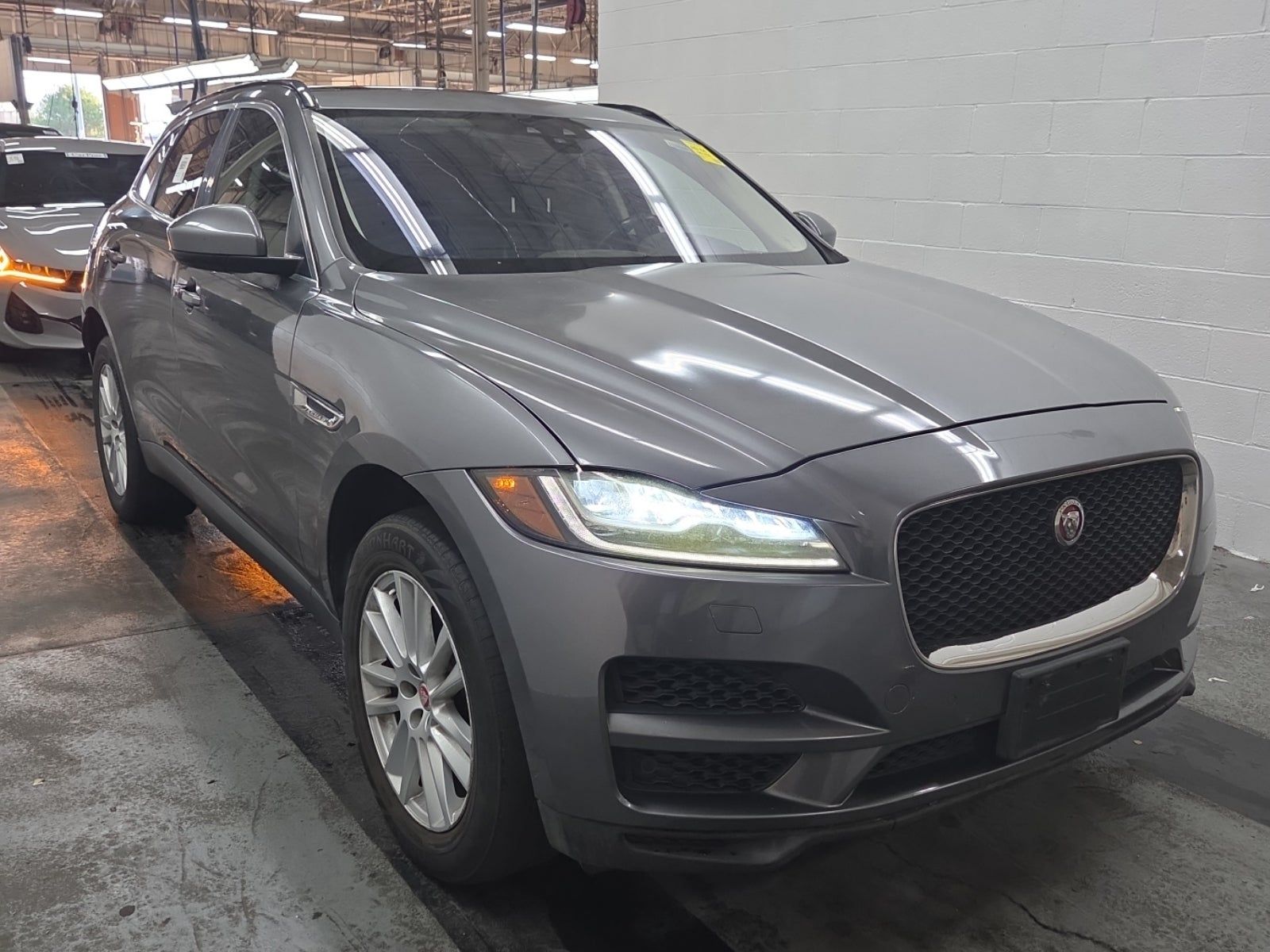 2018 Jaguar F-PACE 25t Prestige AWD