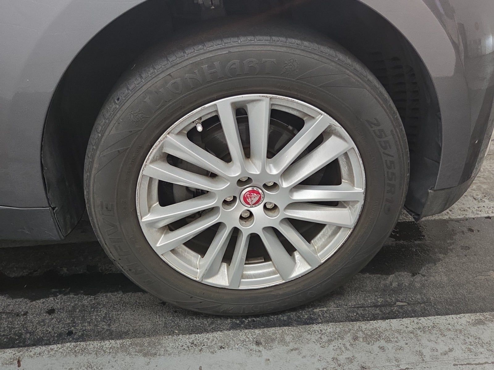 2018 Jaguar F-PACE 25t Prestige AWD