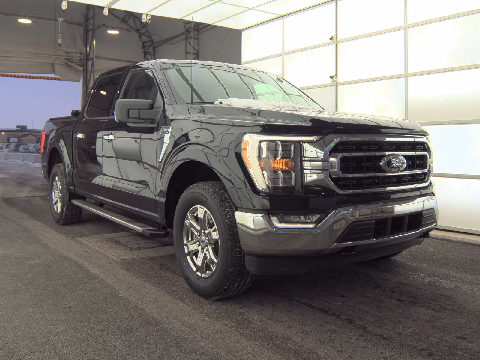 2023 Ford F-150 XLT AWD