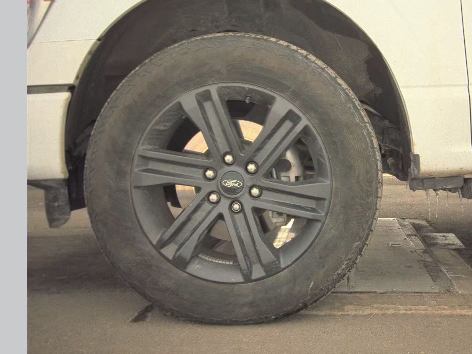 2023 Ford F-150 Hybrid Lariat AWD