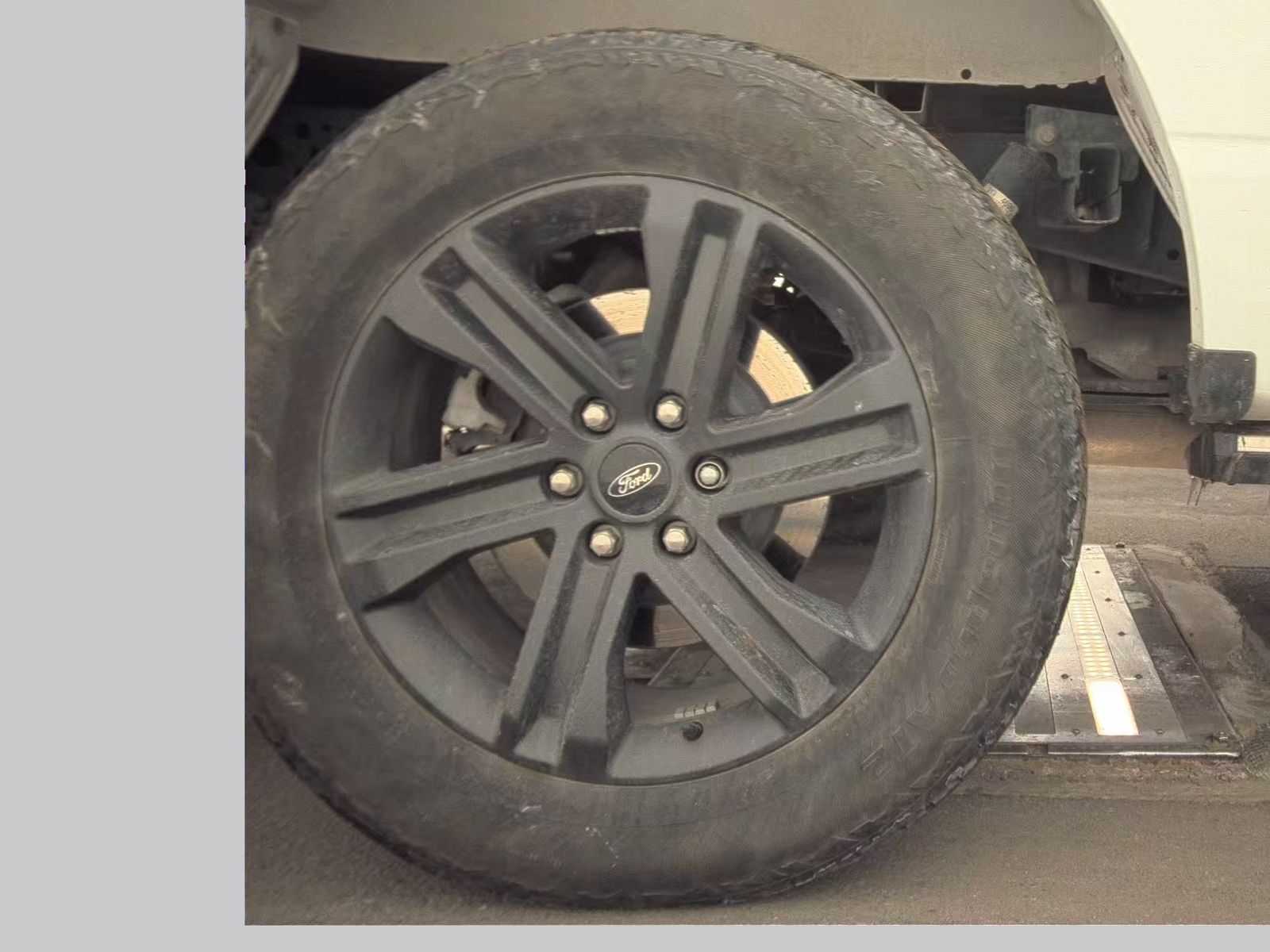 2023 Ford F-150 Hybrid Lariat AWD