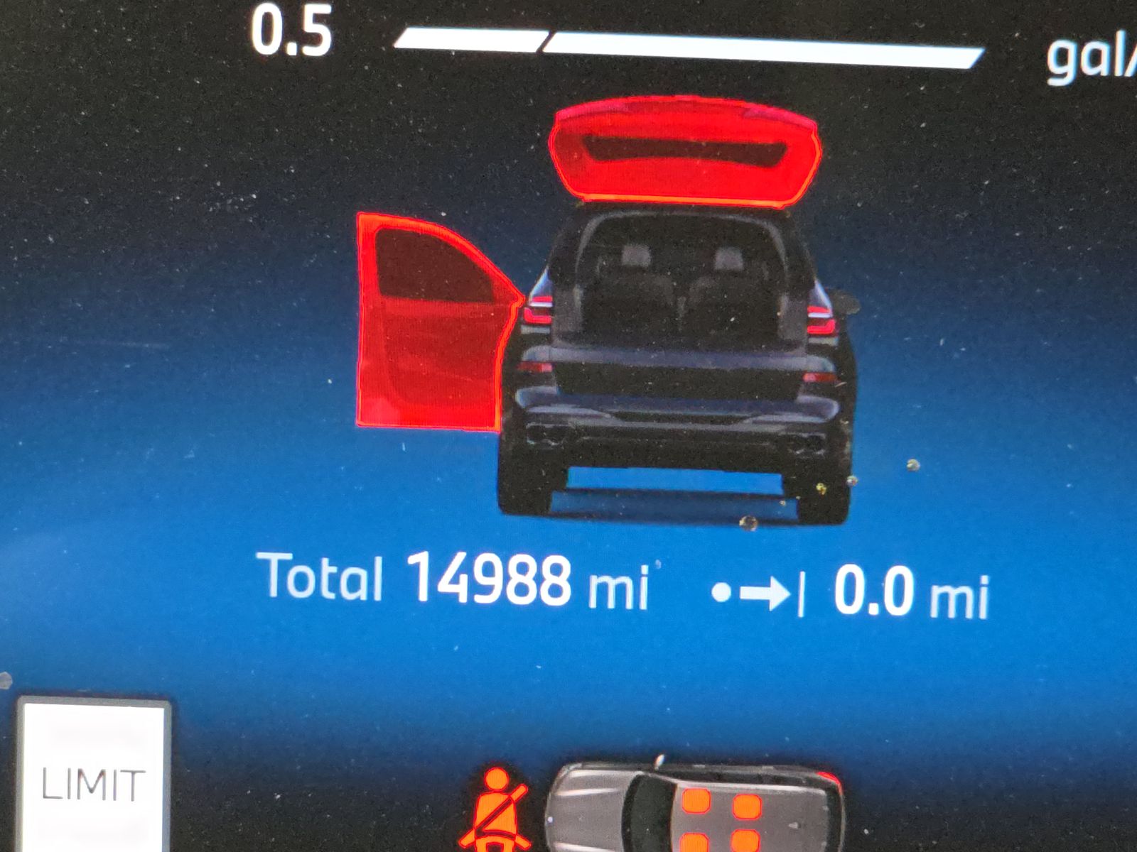2025 BMW X7 M60i AWD