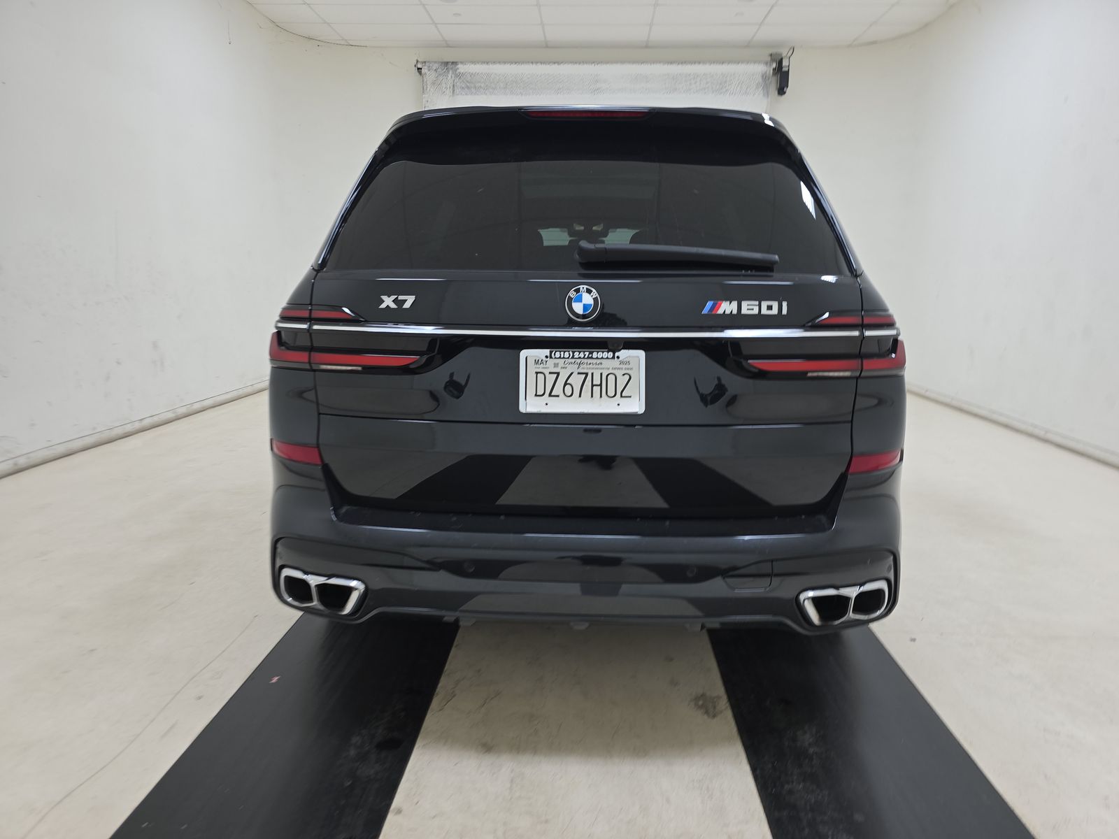 2025 BMW X7 M60i AWD
