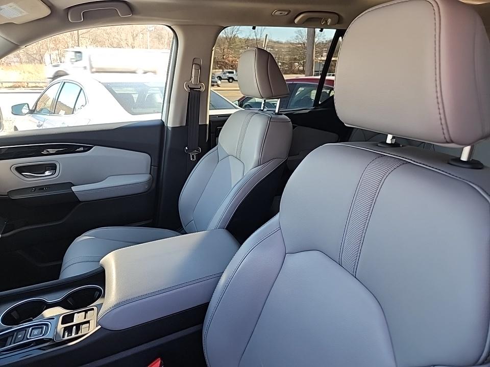 2024 Honda Pilot Touring AWD