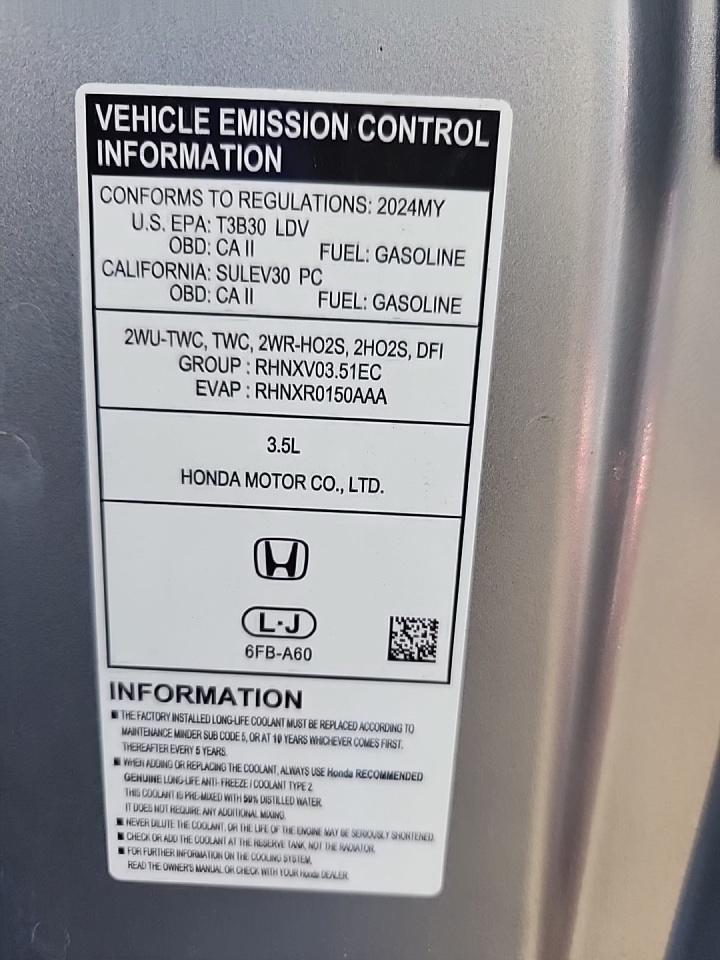 2024 Honda Pilot Touring AWD