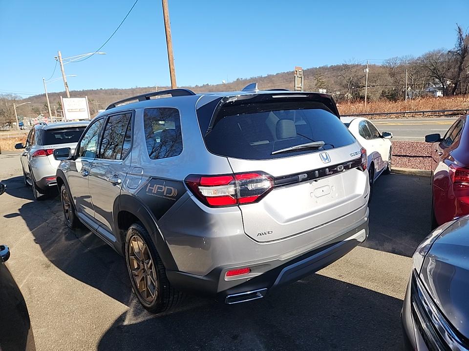 2024 Honda Pilot Touring AWD