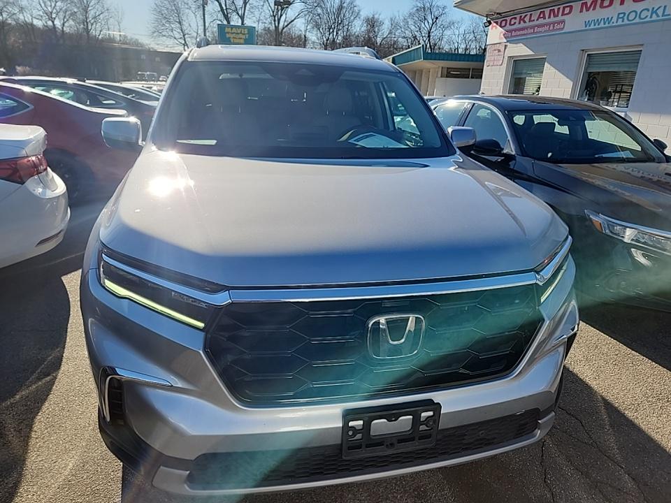 2024 Honda Pilot Touring AWD