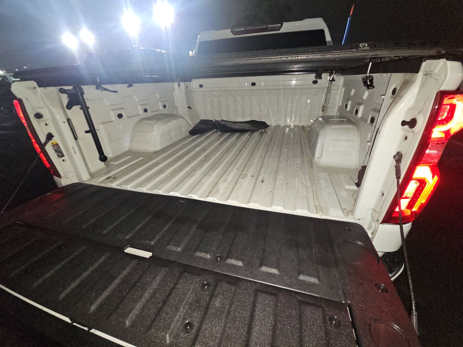 2022 Chevrolet Silverado 1500 Custom RWD