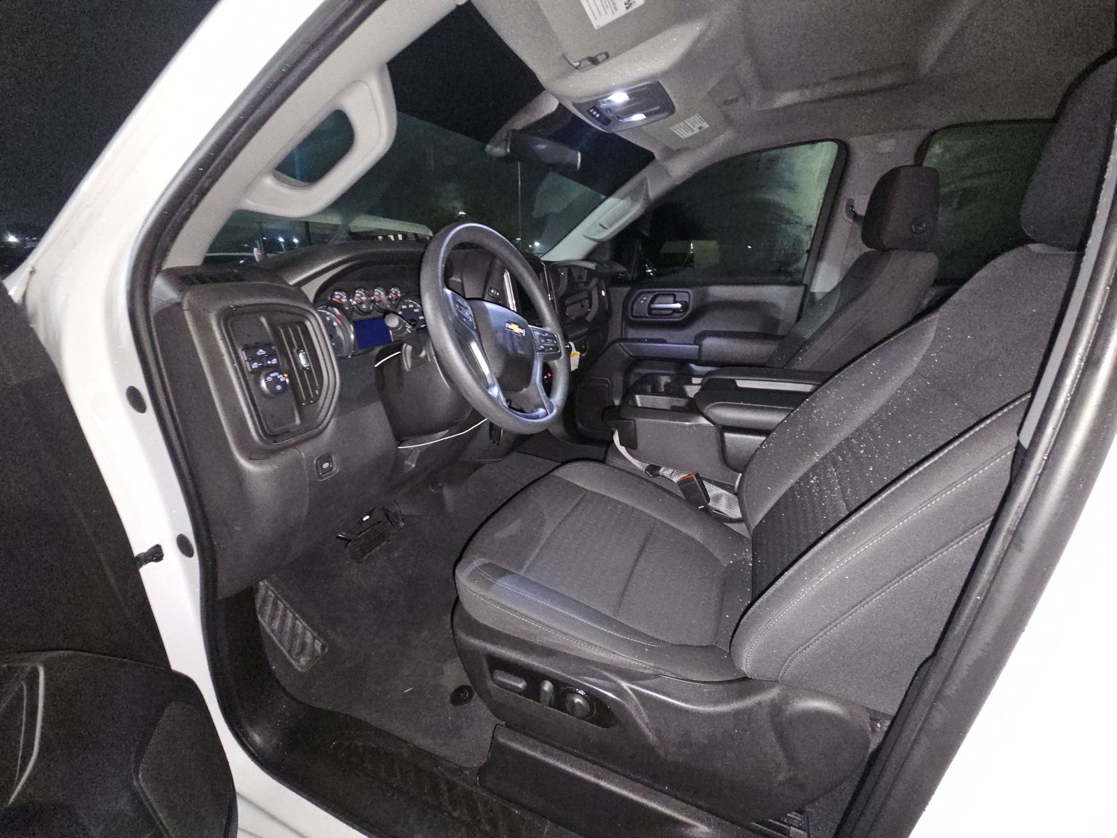 2022 Chevrolet Silverado 1500 Custom RWD