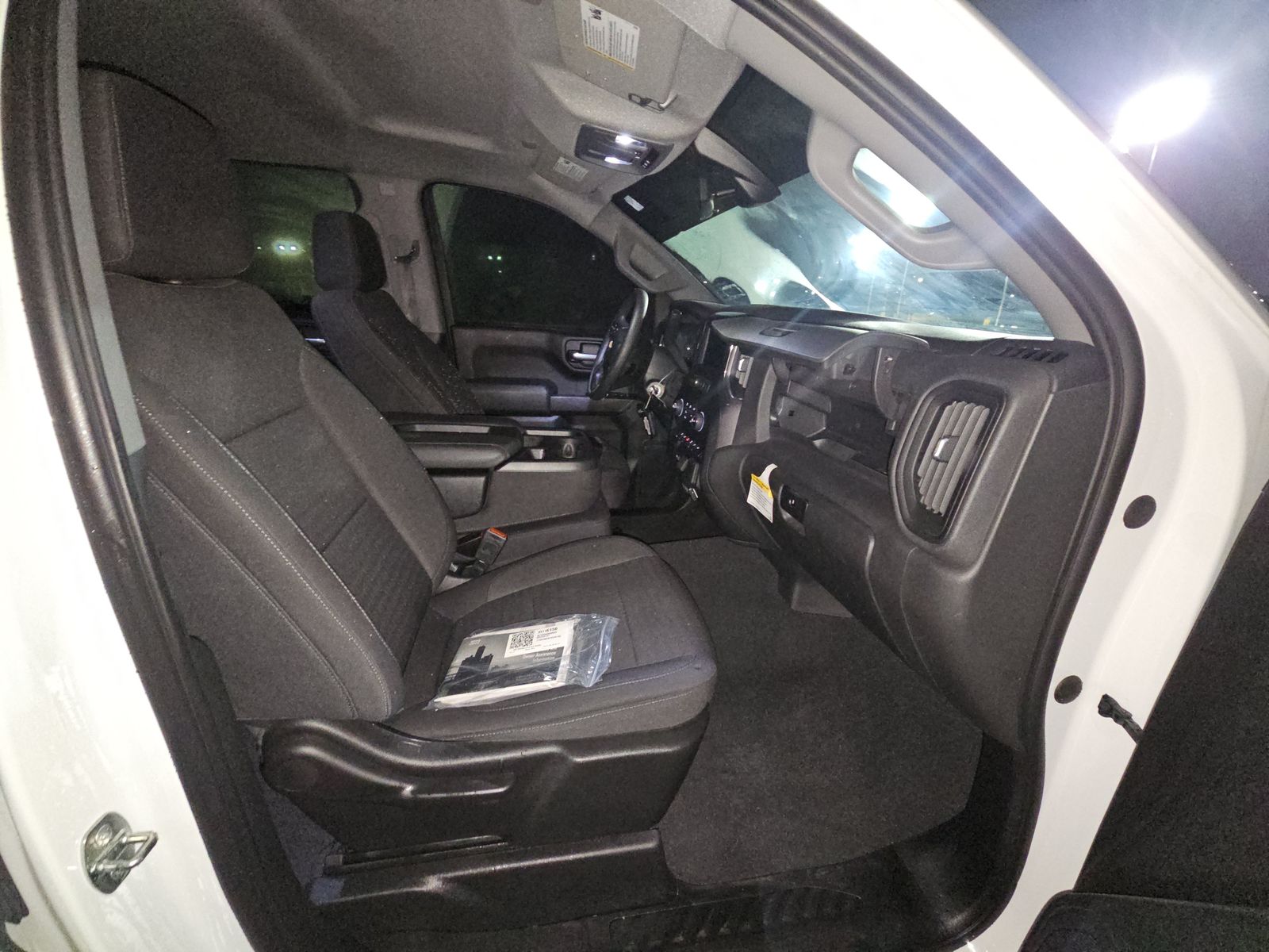 2022 Chevrolet Silverado 1500 Custom RWD