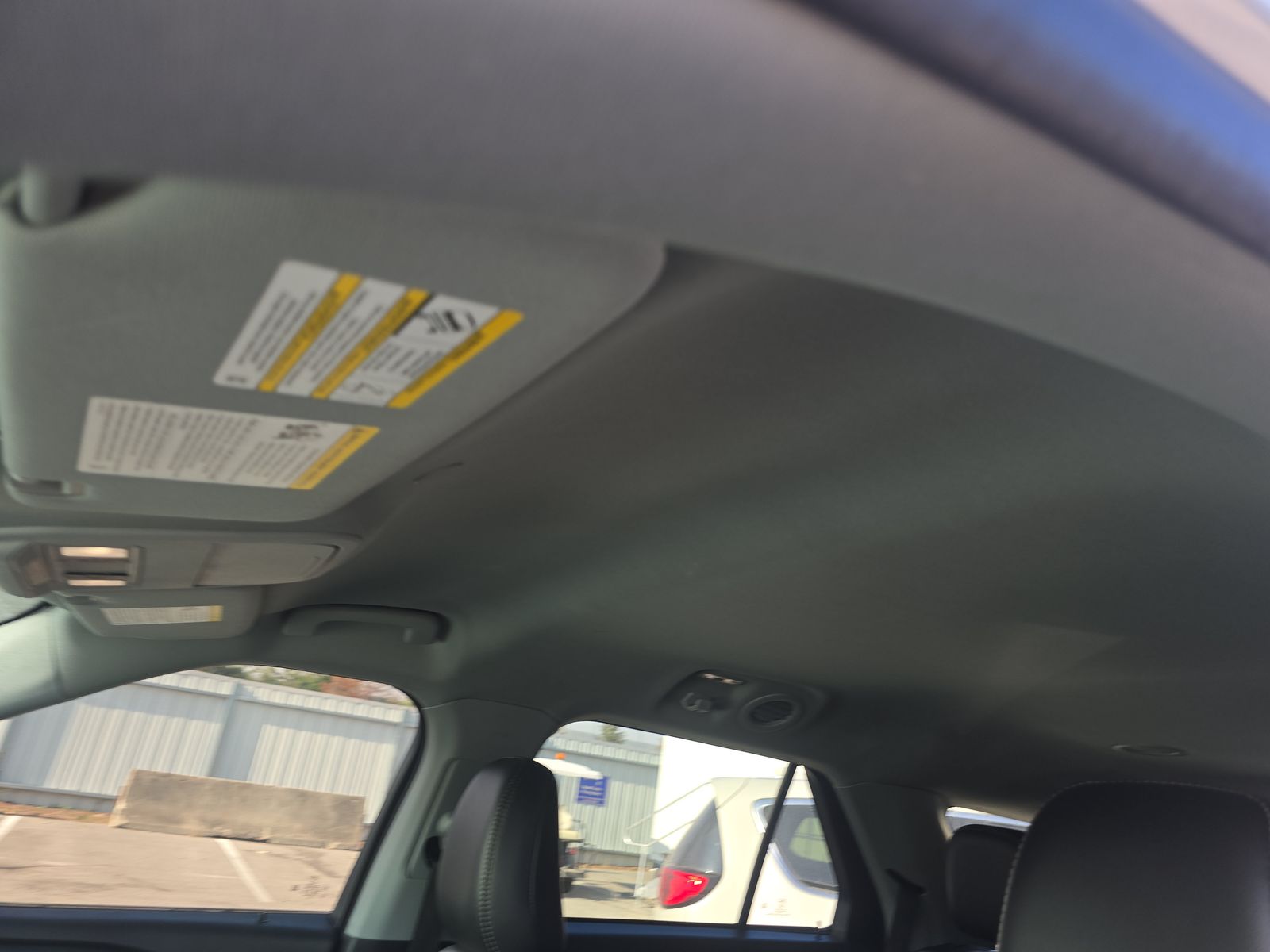 2023 Ford Explorer XLT RWD