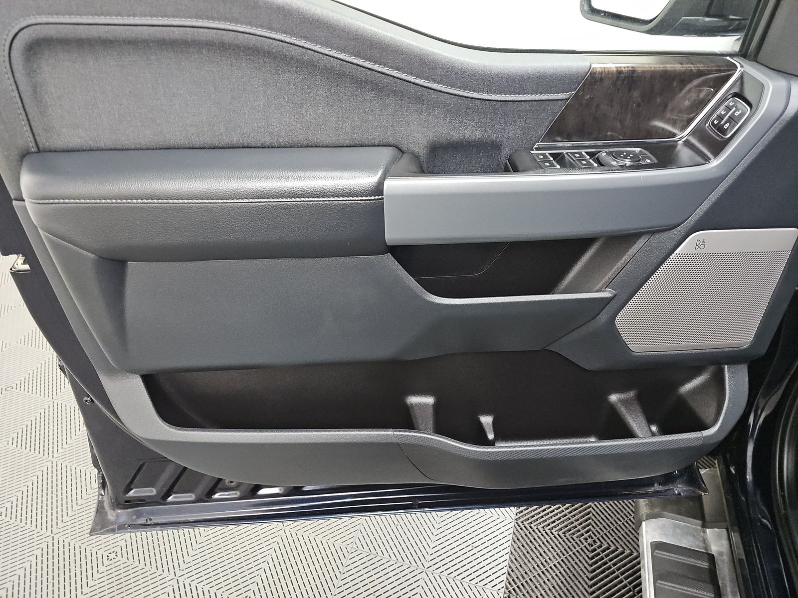 2022 Ford F-150 Lariat AWD