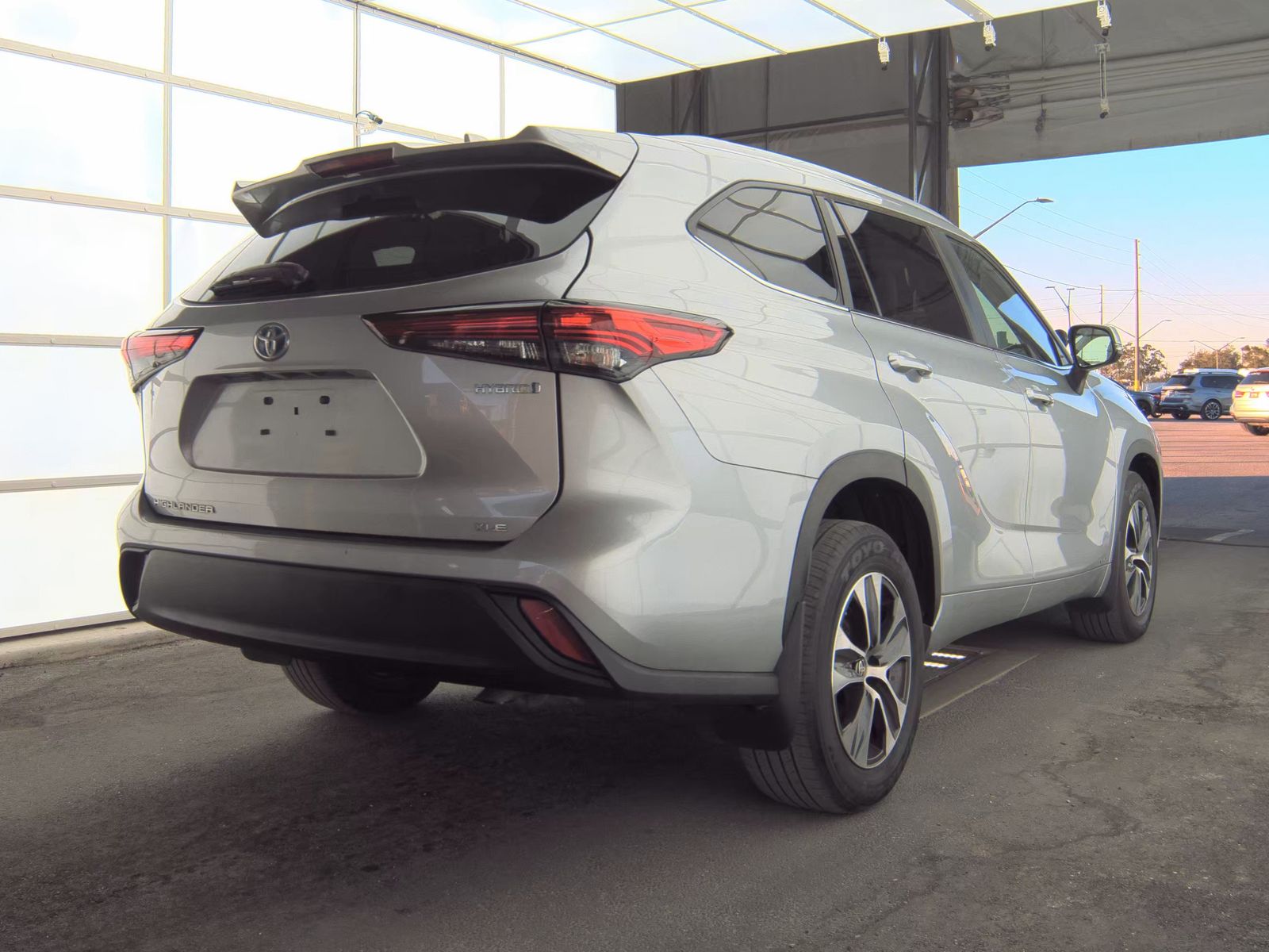 2023 Toyota Highlander Hybrid XLE AWD