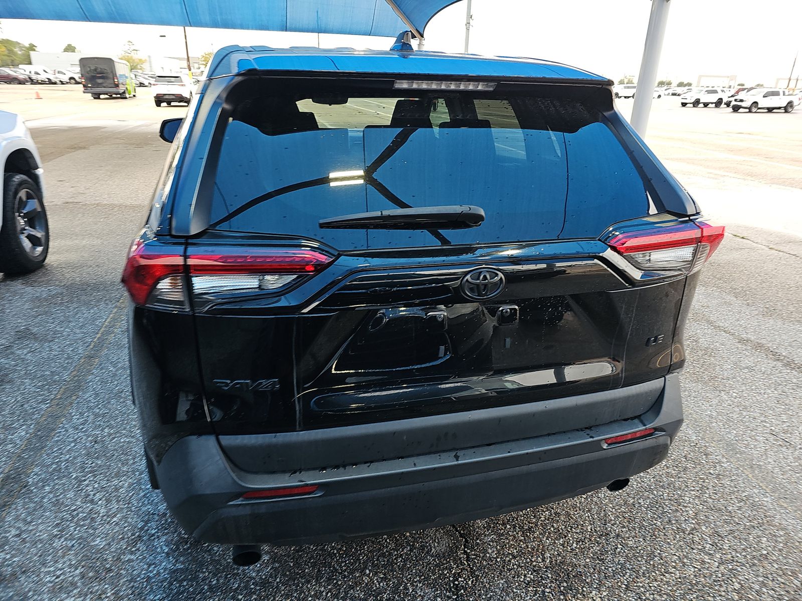 2023 Toyota RAV4 LE FWD