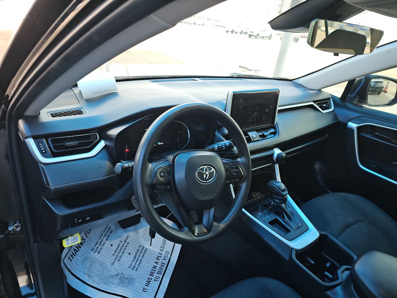 2023 Toyota RAV4 LE FWD