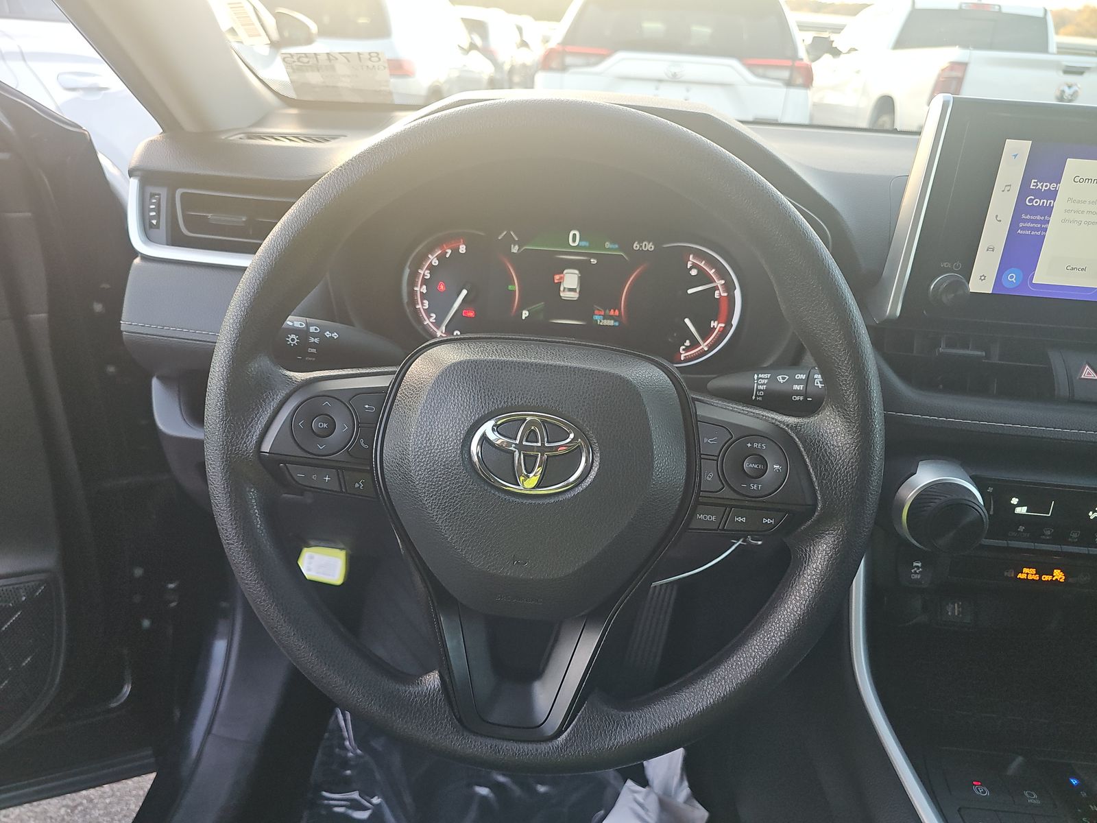 2025 Toyota RAV4 LE FWD