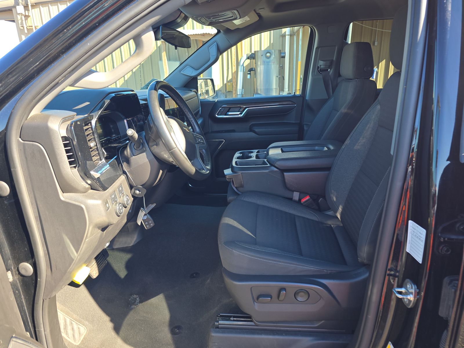 2023 Chevrolet Silverado 1500 LT AWD