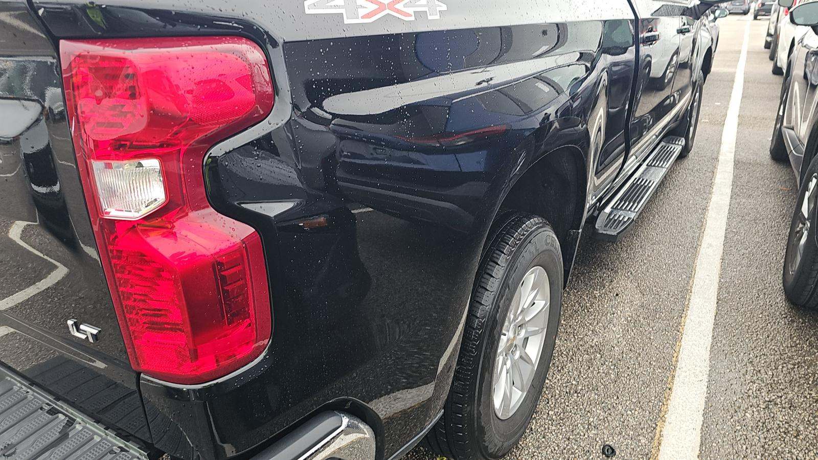 2023 Chevrolet Silverado 1500 LT AWD