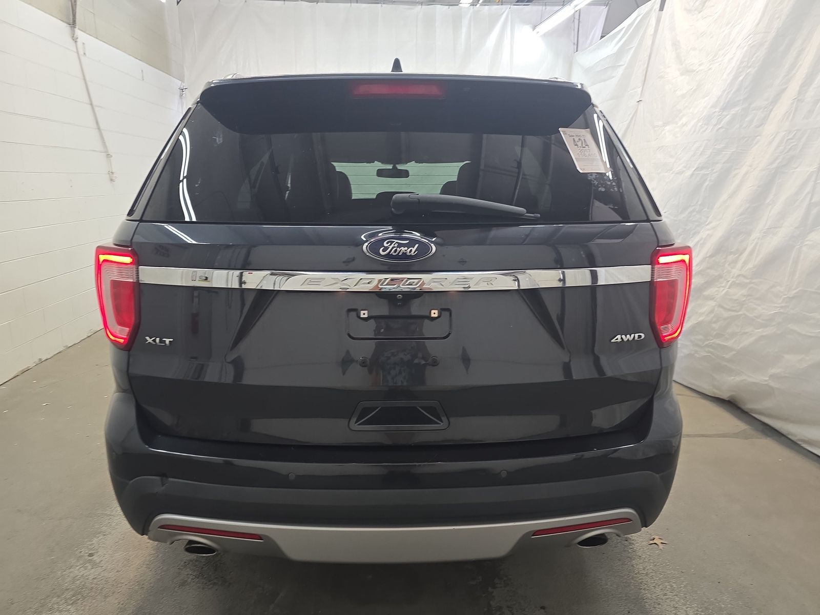 FORD EXPLORER - 6