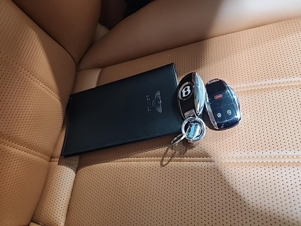 2019 Bentley Bentayga V8 AWD