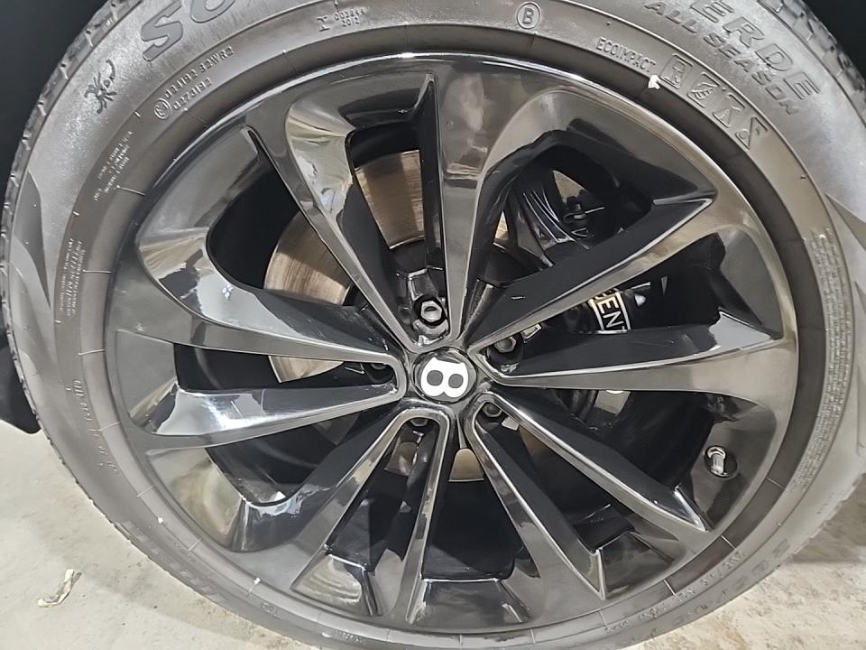 2019 Bentley Bentayga V8 AWD