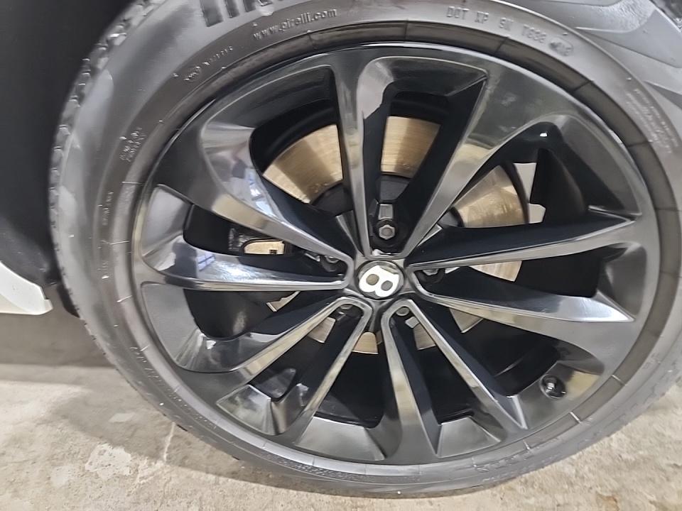 2019 Bentley Bentayga V8 AWD