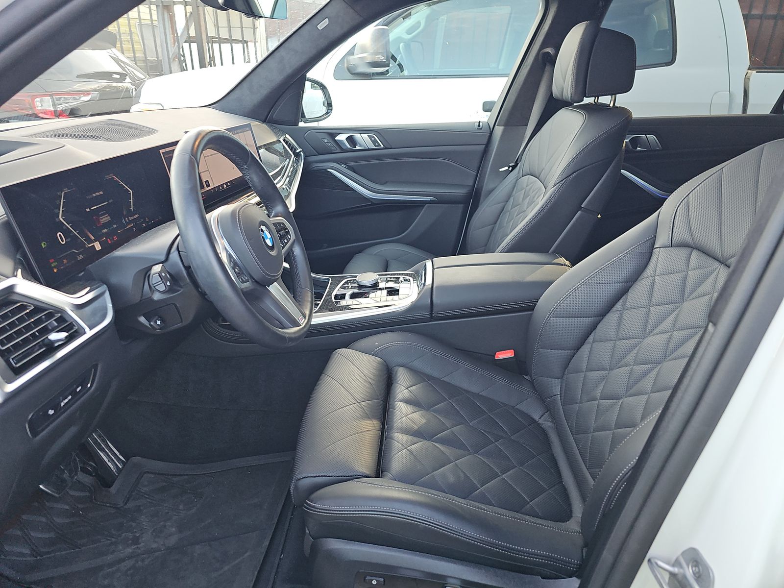 2025 BMW X7 xDrive40i AWD