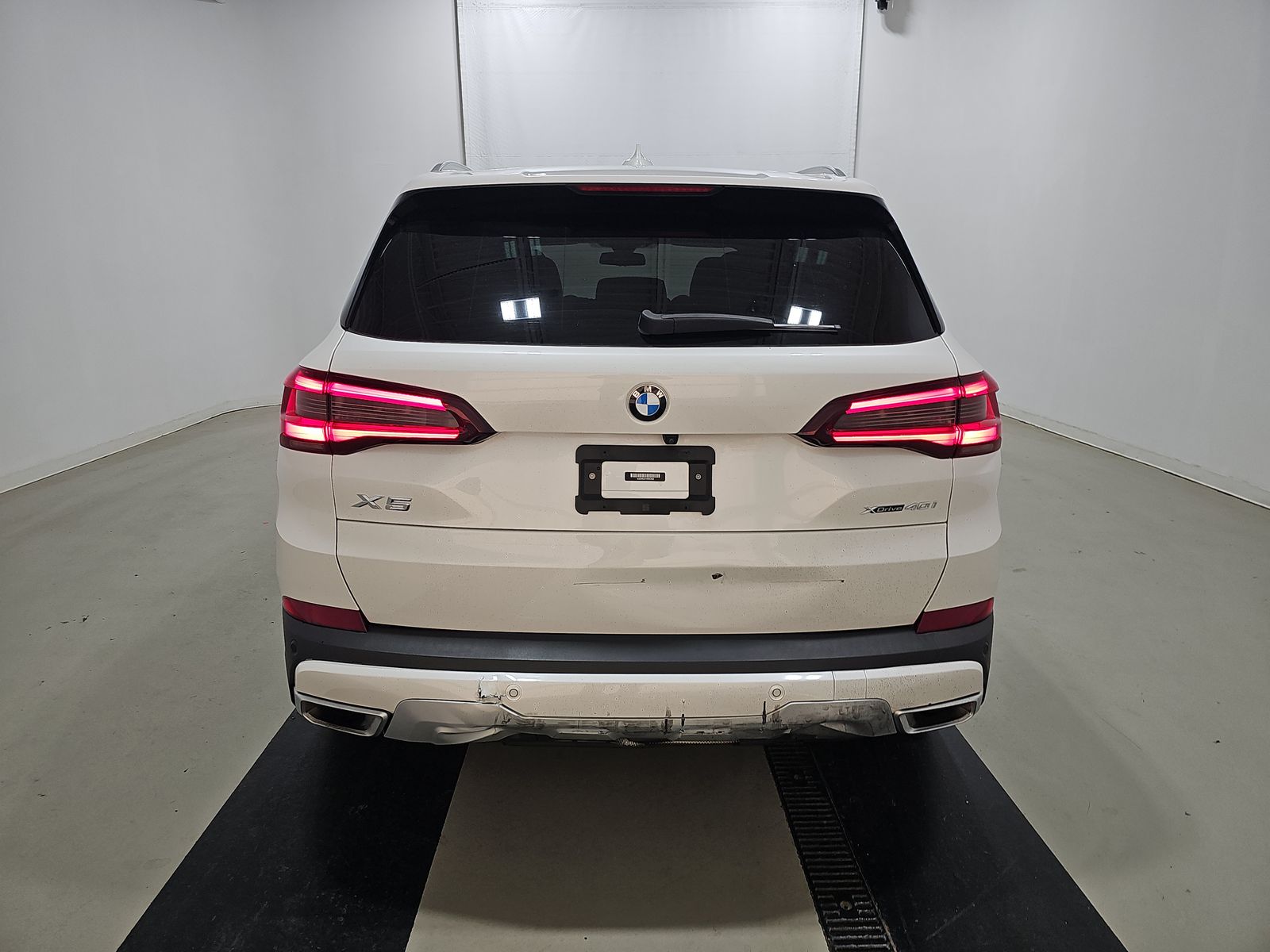 2023 BMW X5 xDrive40i AWD