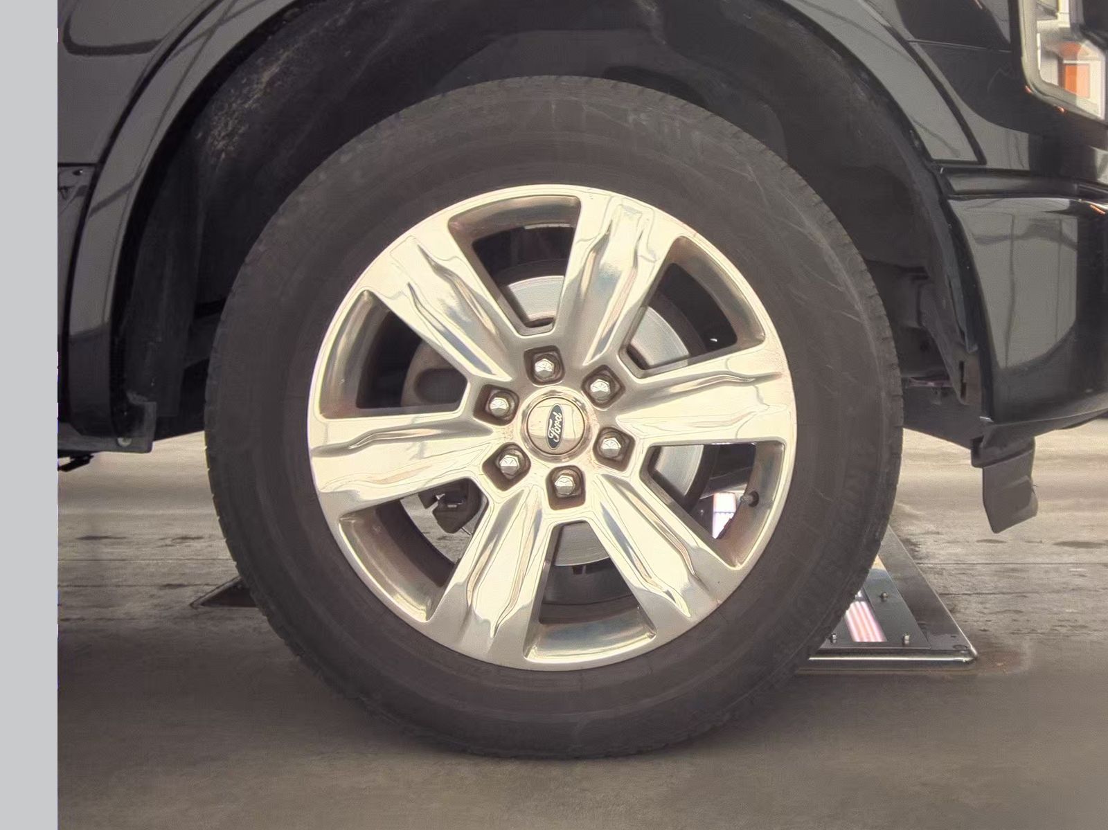 2015 Ford F-150 Platinum RWD