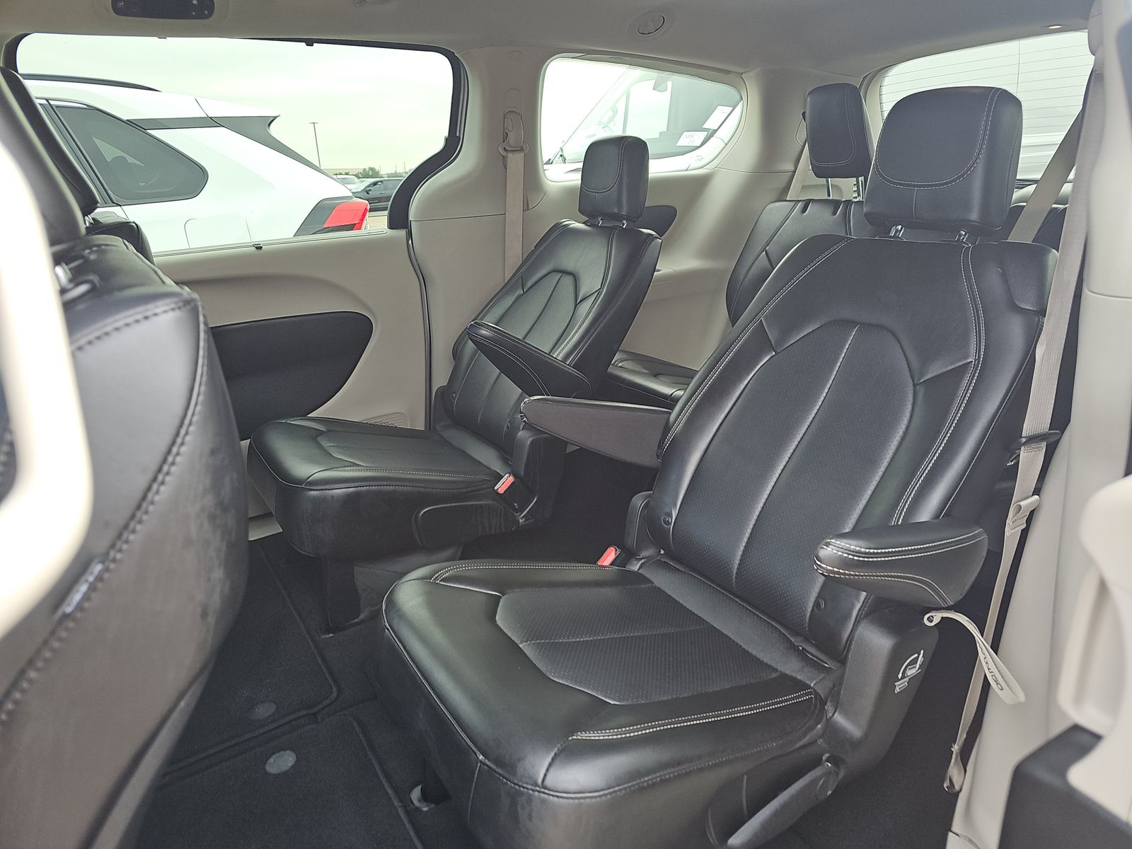 2024 Chrysler Pacifica Touring L FWD