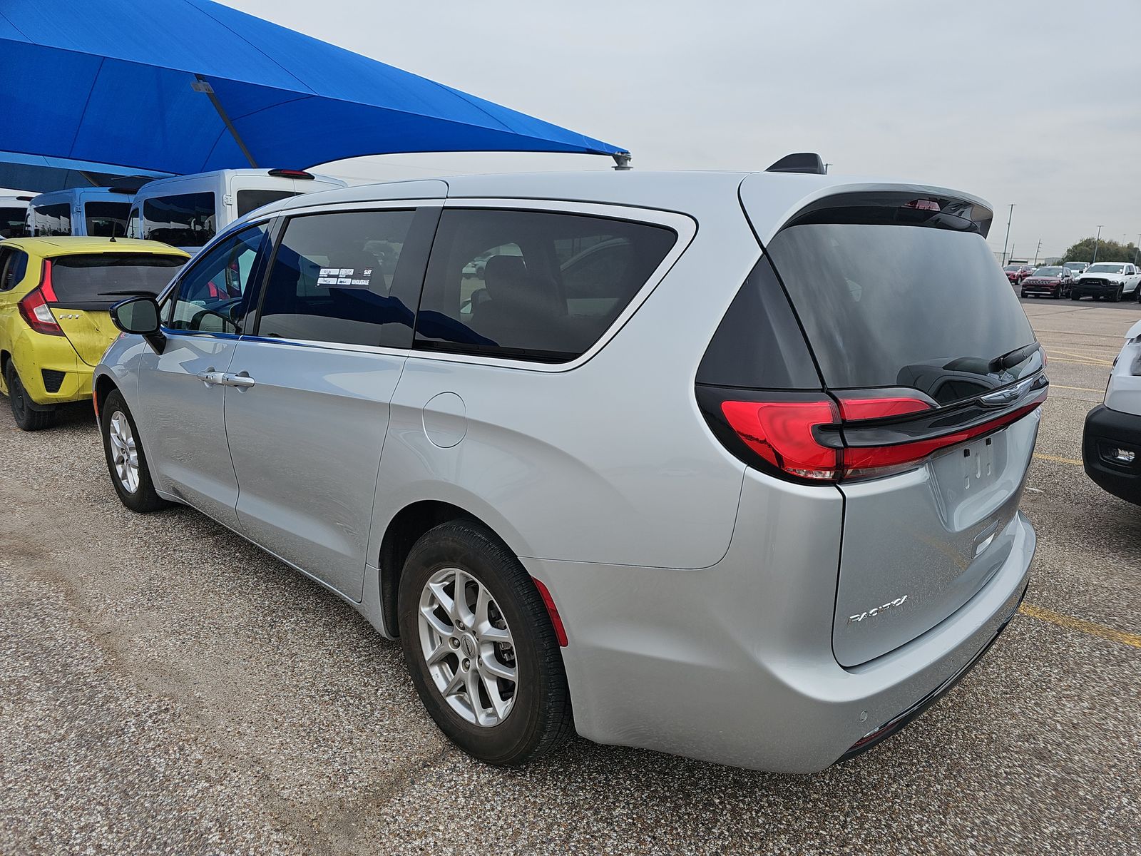 2024 Chrysler Pacifica Touring L FWD