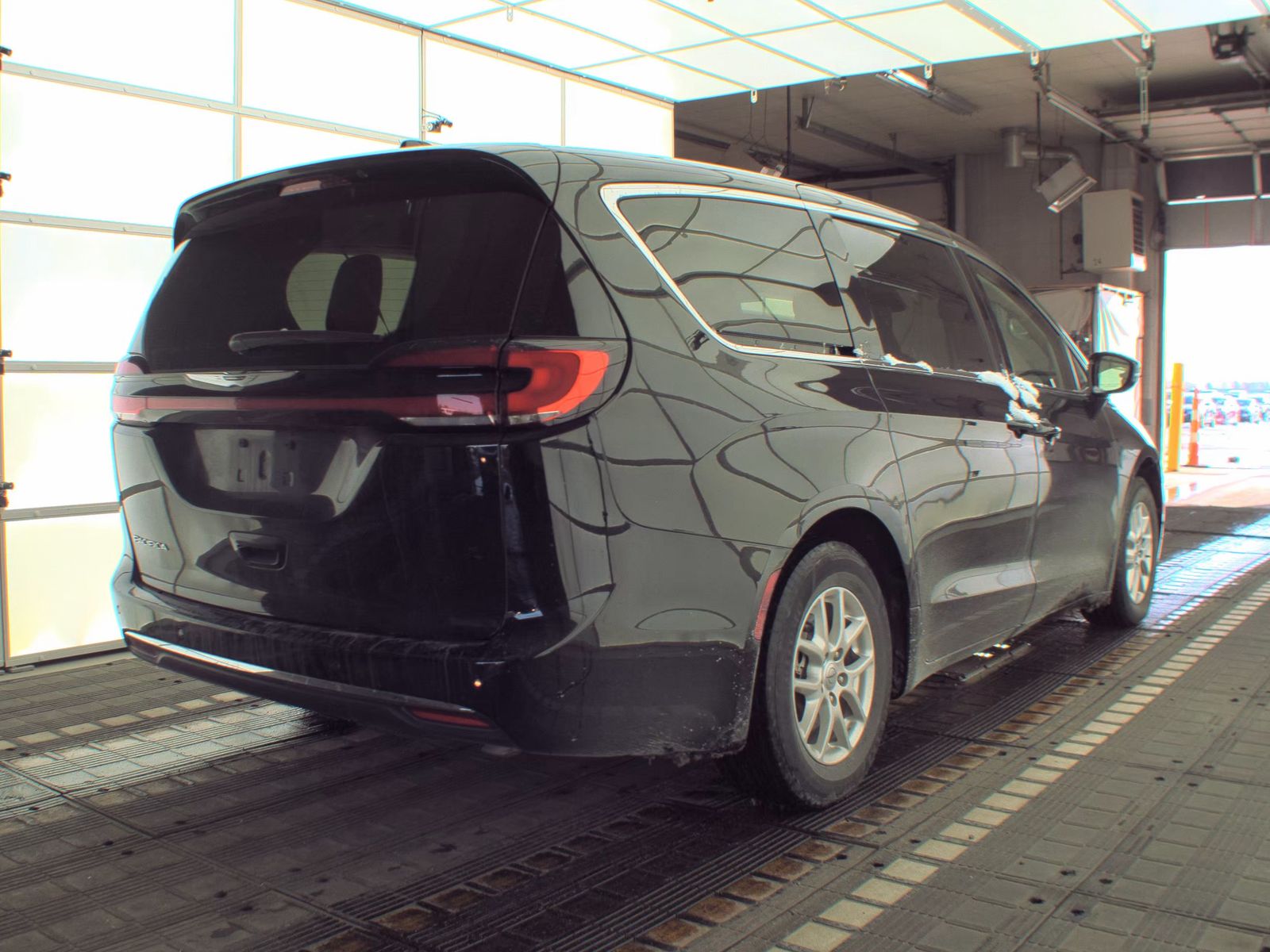 2024 Chrysler Pacifica Touring L FWD