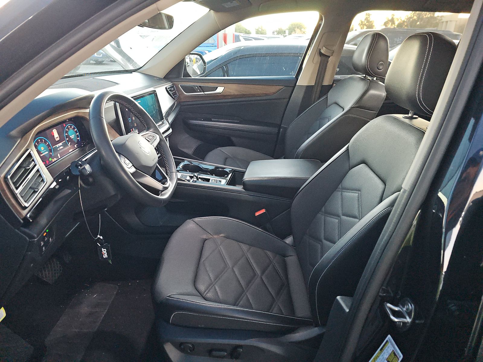 2024 Volkswagen Atlas 2.0T SE AWD