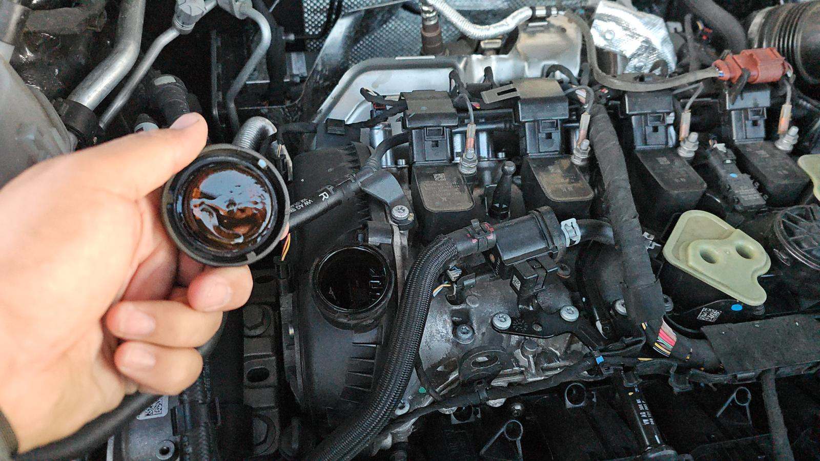 2024 Volkswagen Atlas 2.0T SE AWD