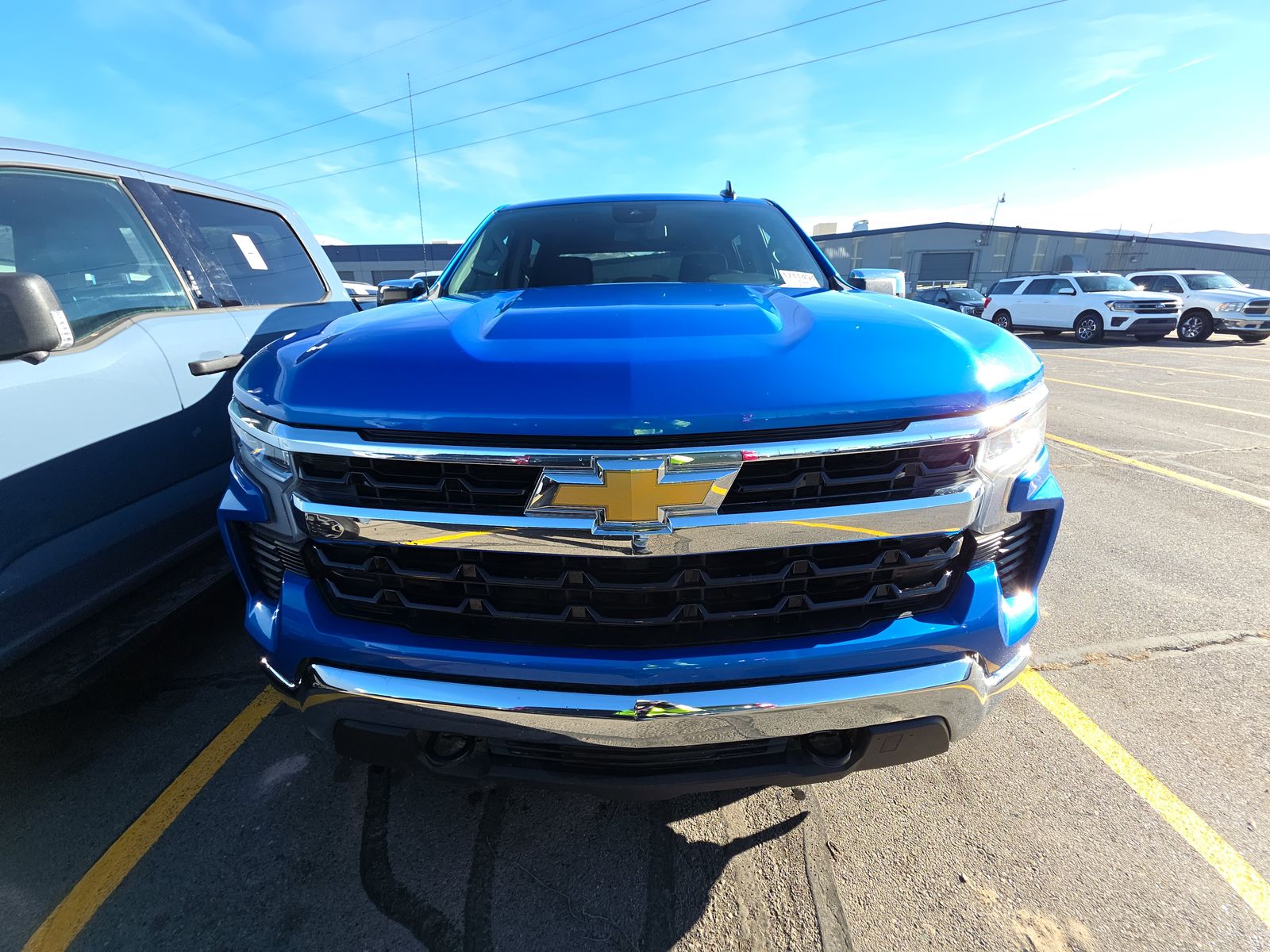 2025 Chevrolet Silverado 1500 LT AWD