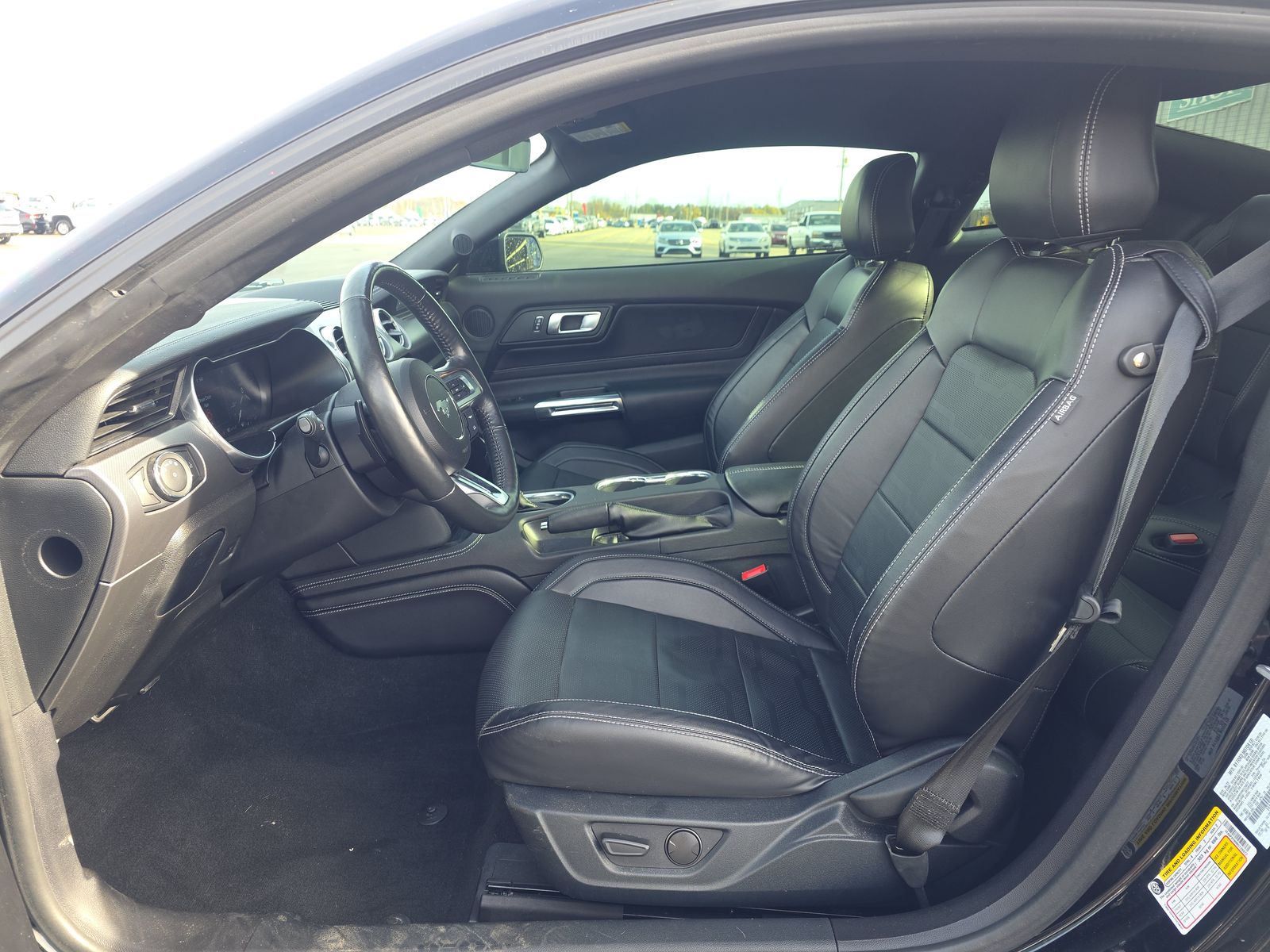 2022 Ford Mustang EcoBoost Premium RWD