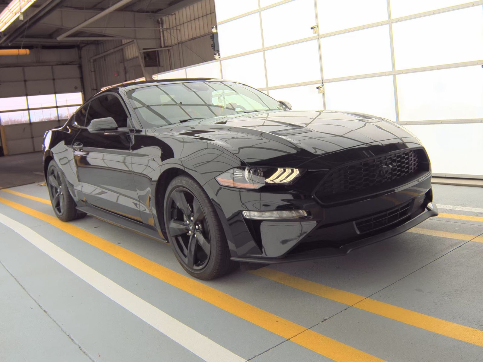 2022 Ford Mustang EcoBoost Premium RWD